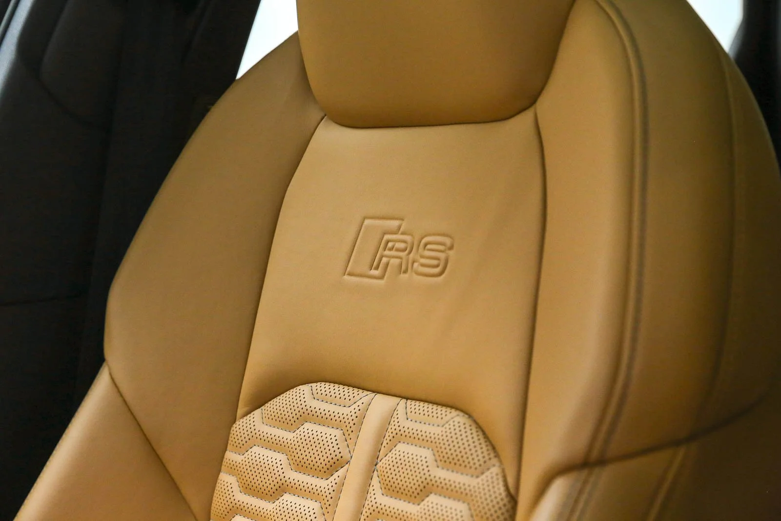 RS6 (68).jpg