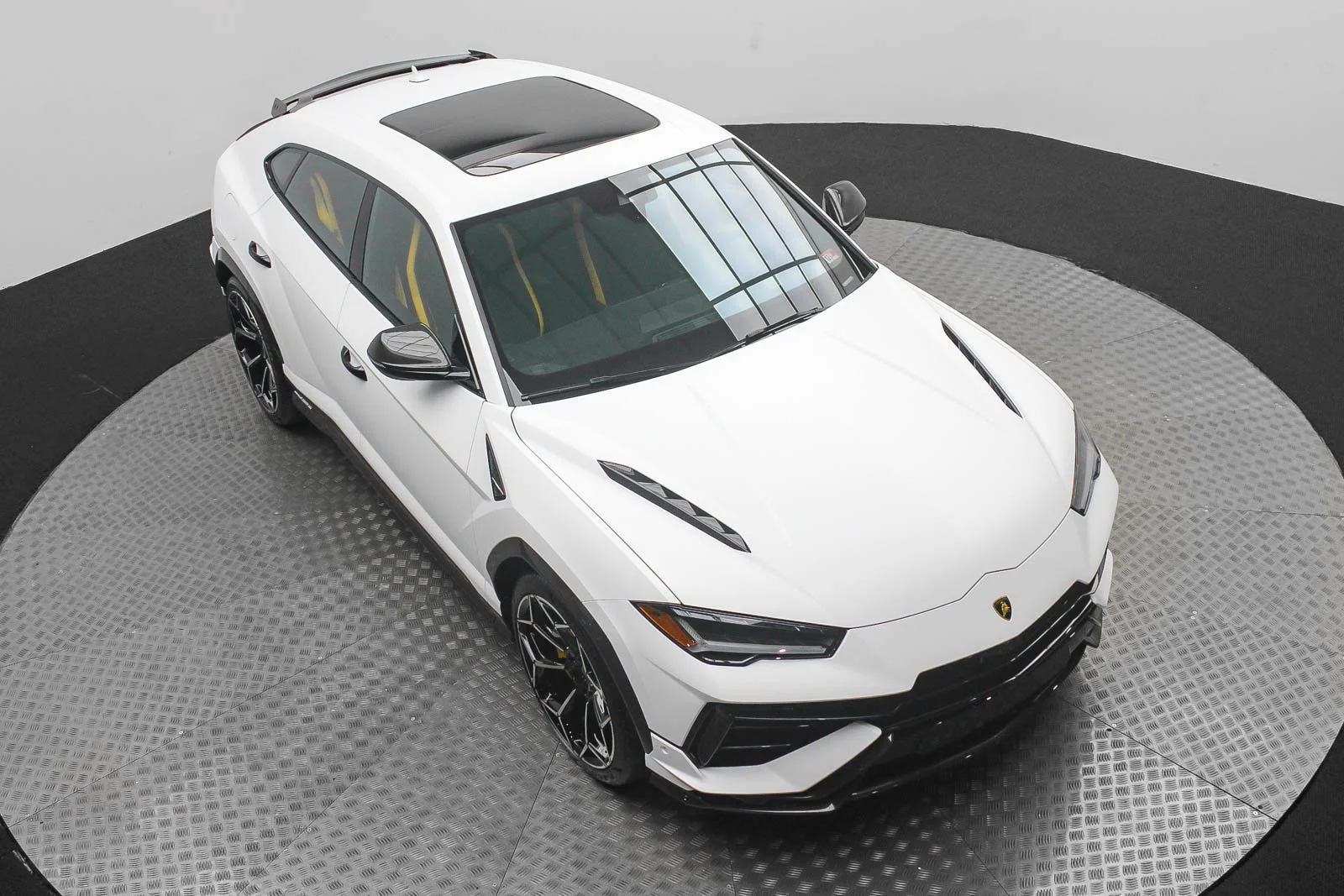 URUS PERFOMANTE (78).jpg