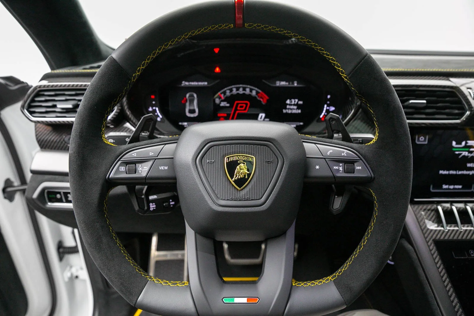 URUS PERFOMANTE (16).jpg
