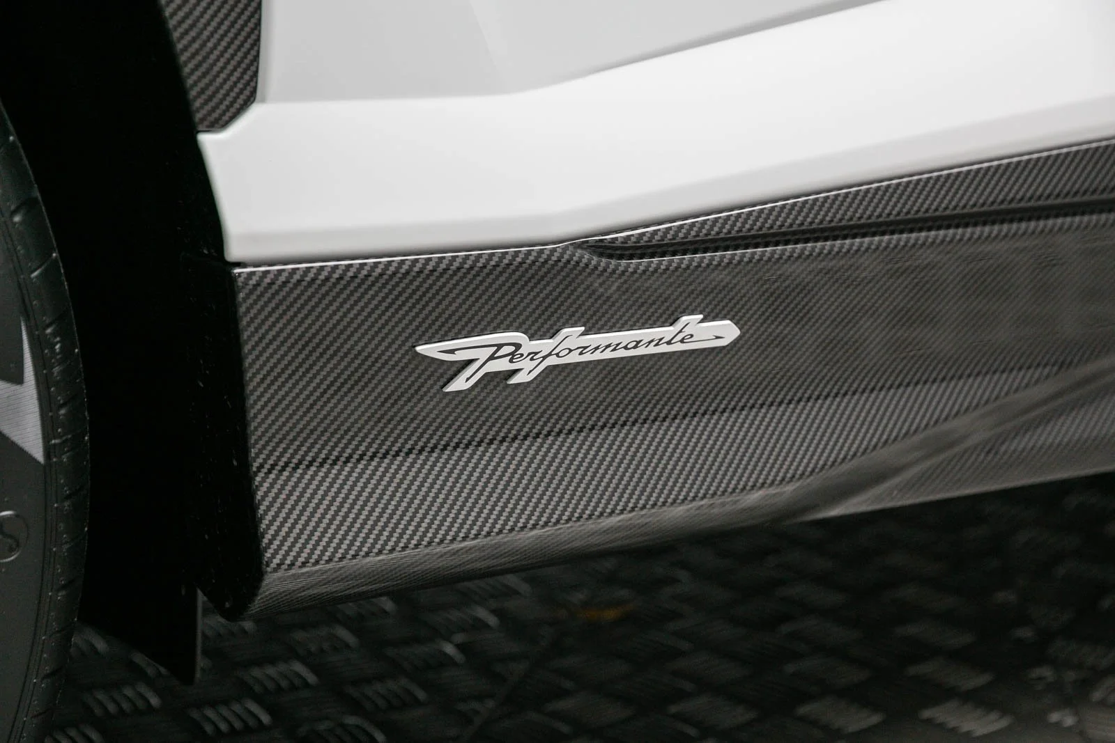 URUS PERFOMANTE (47).jpg