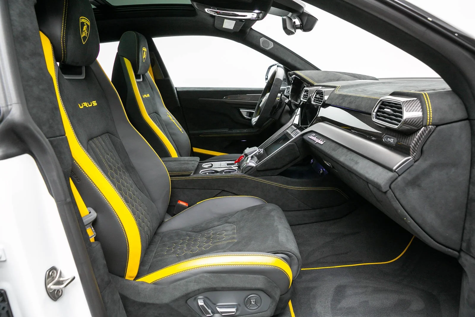 URUS PERFOMANTE (53).jpg
