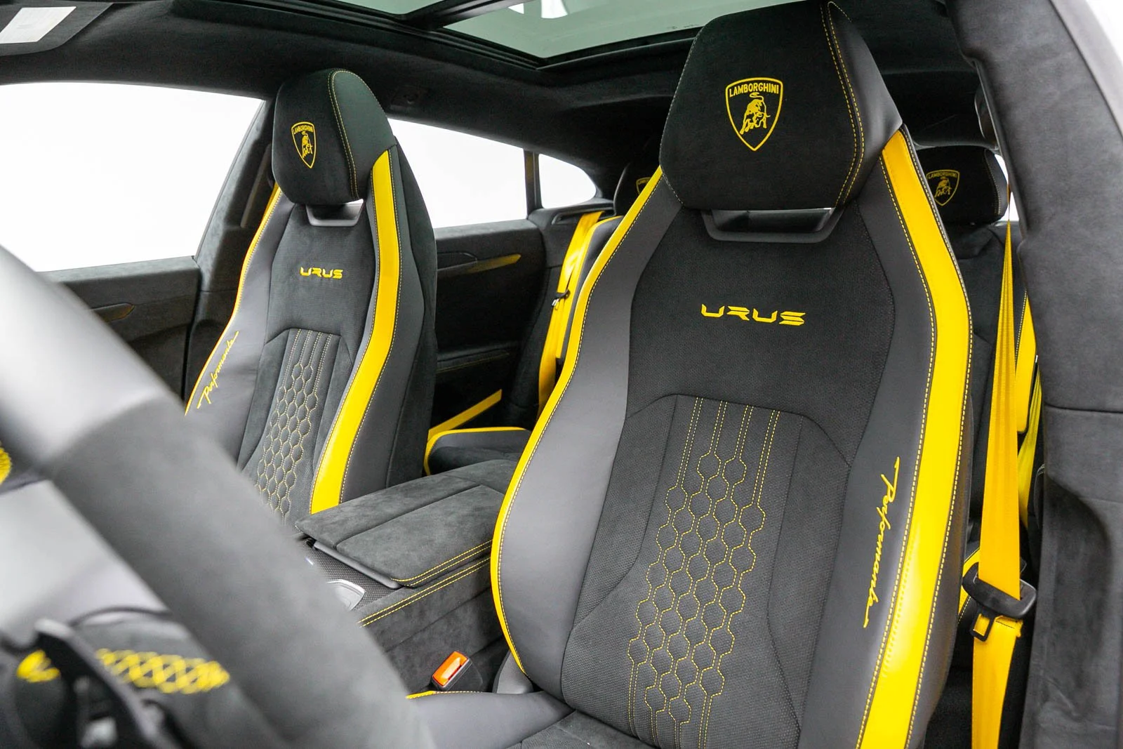 URUS PERFOMANTE (62).jpg