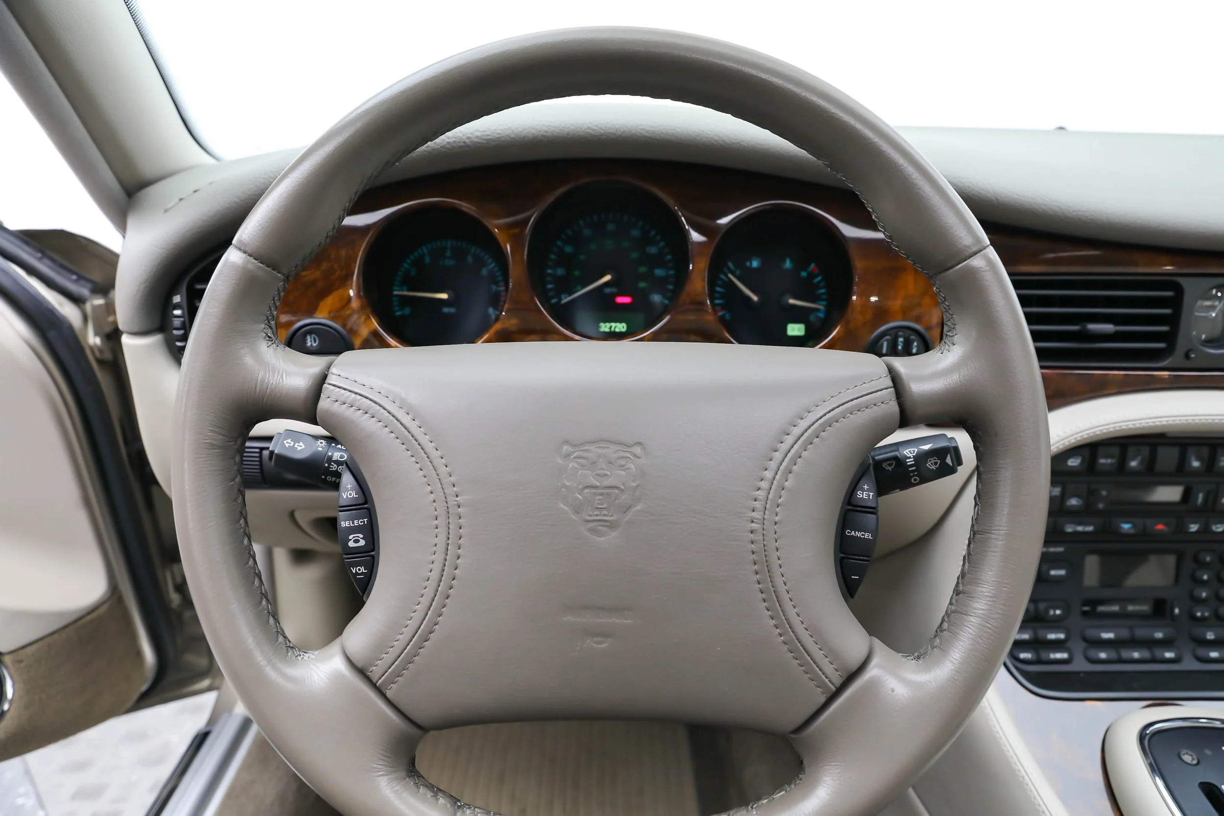 RB JAG (15).jpg