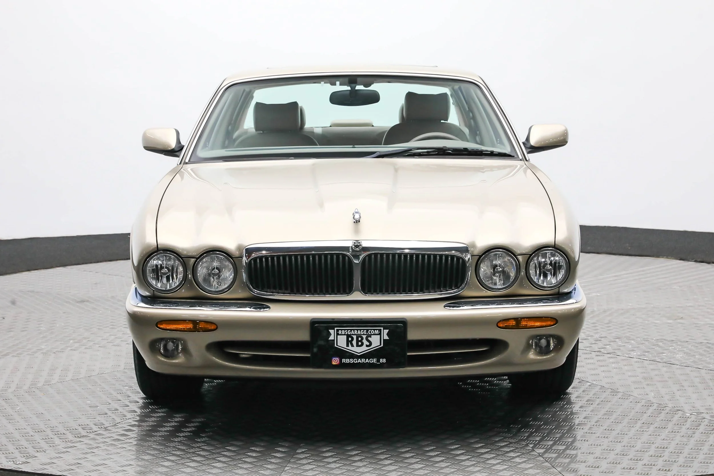 RB JAG (46).jpg