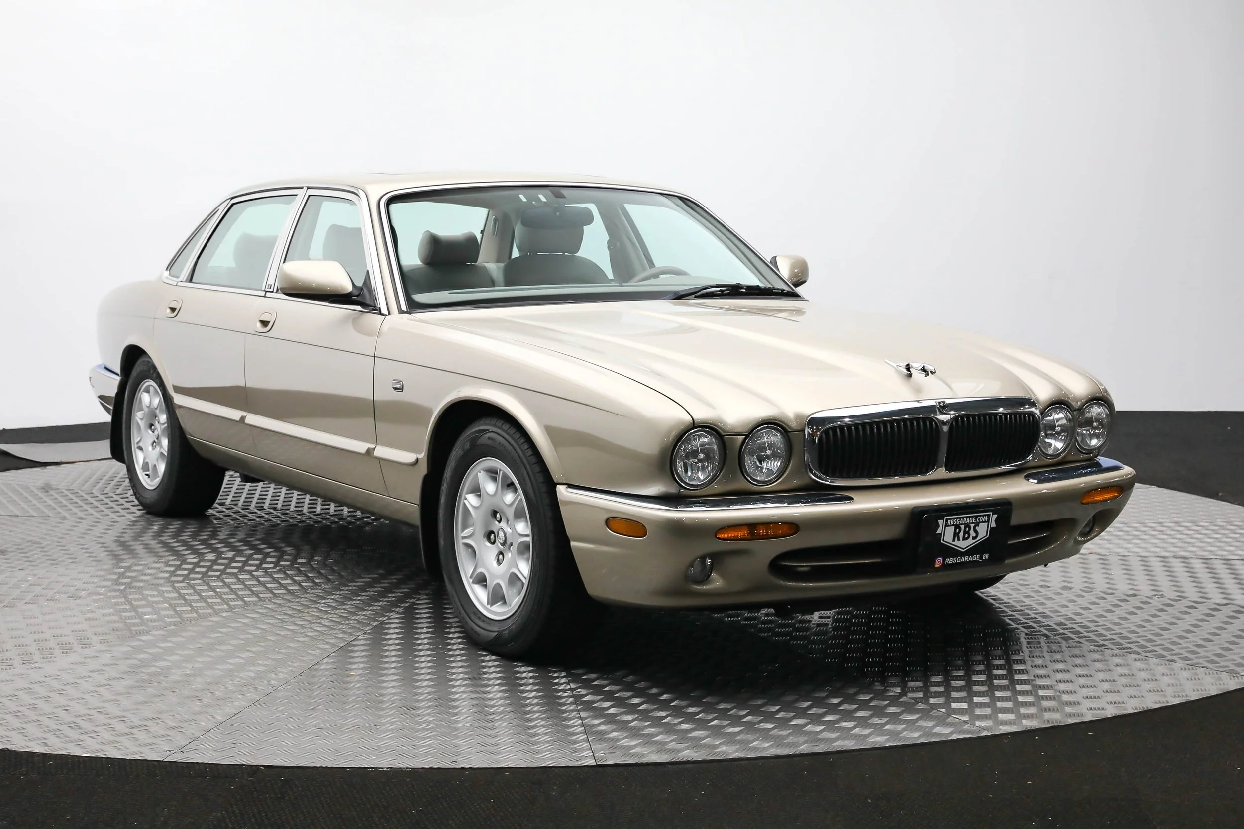 RB JAG (47).jpg