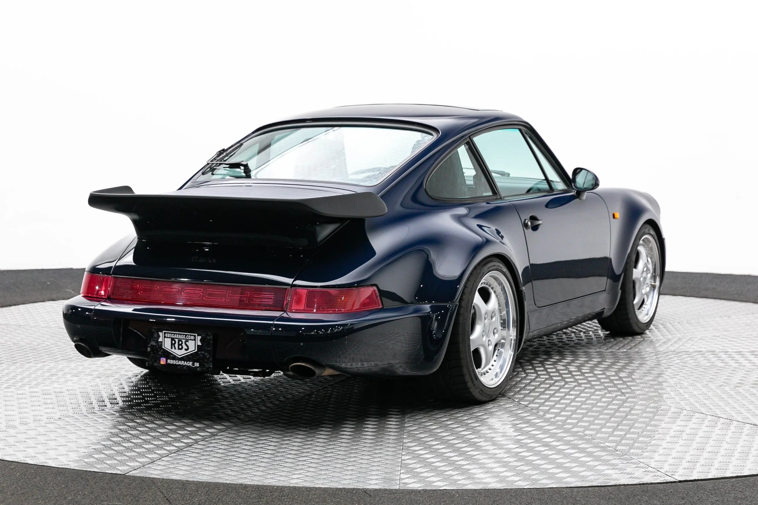 92 964 TURBO (1).jpg