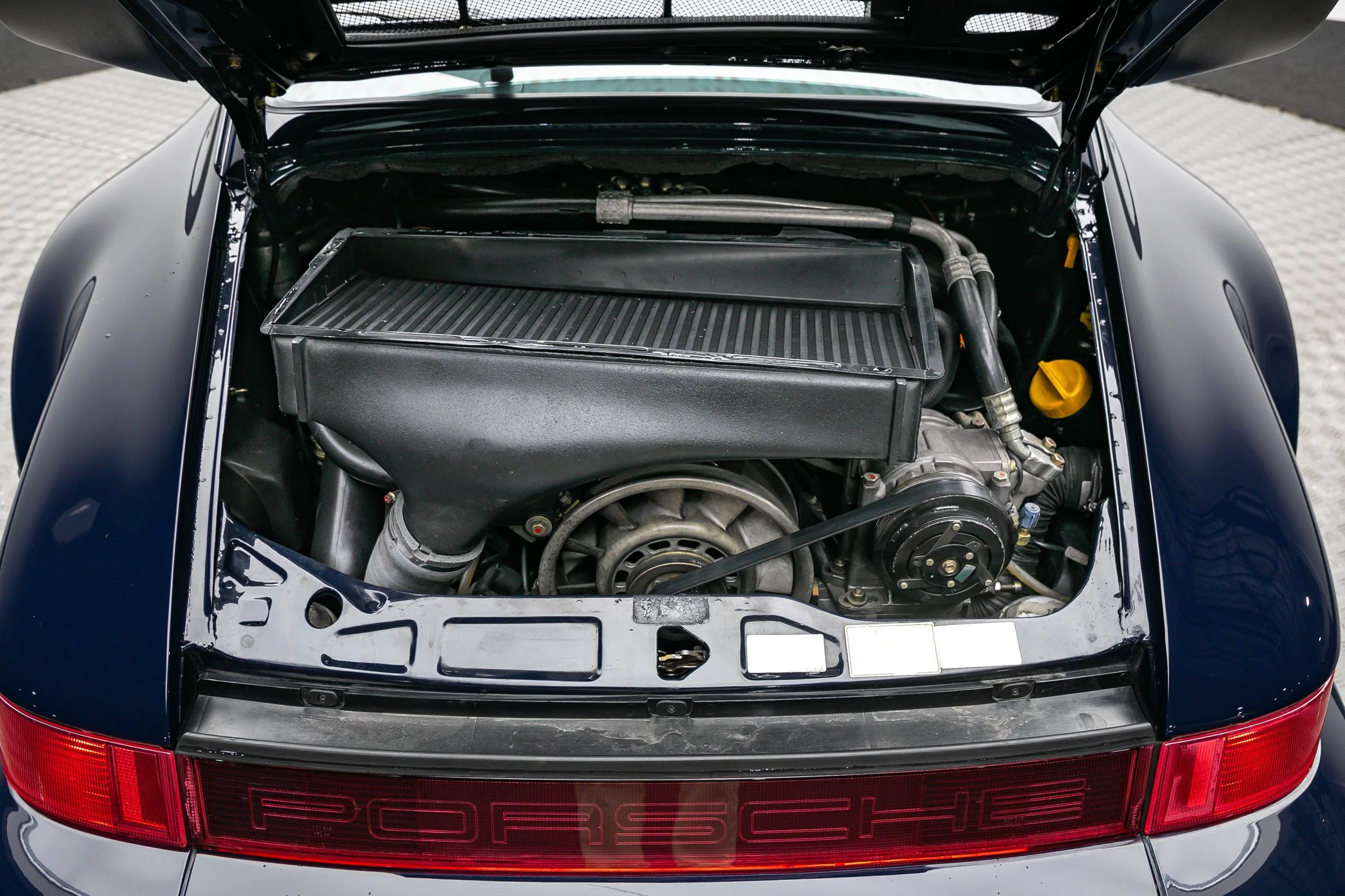92 964 TURBO (36).jpg