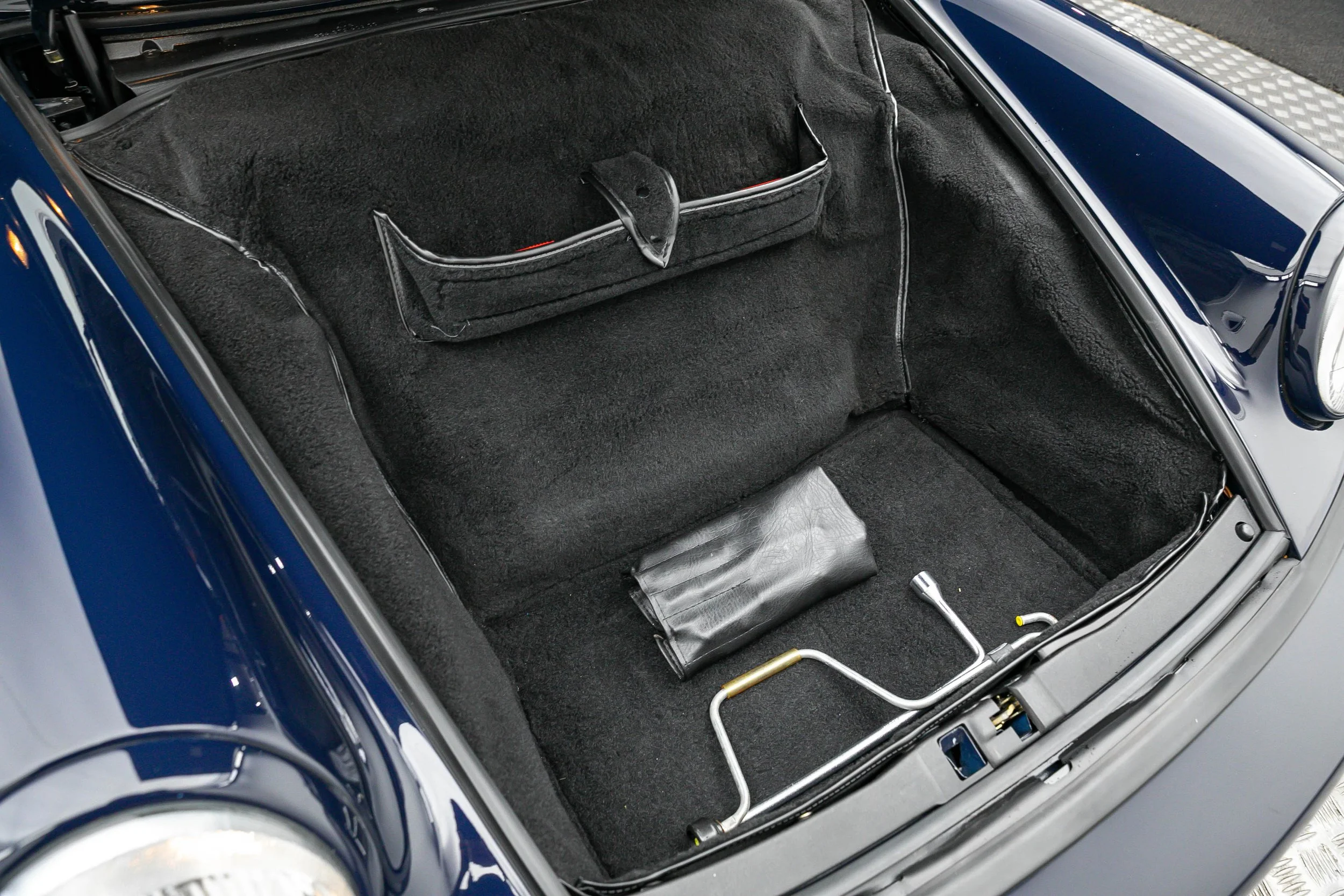 92 964 TURBO (49).jpg