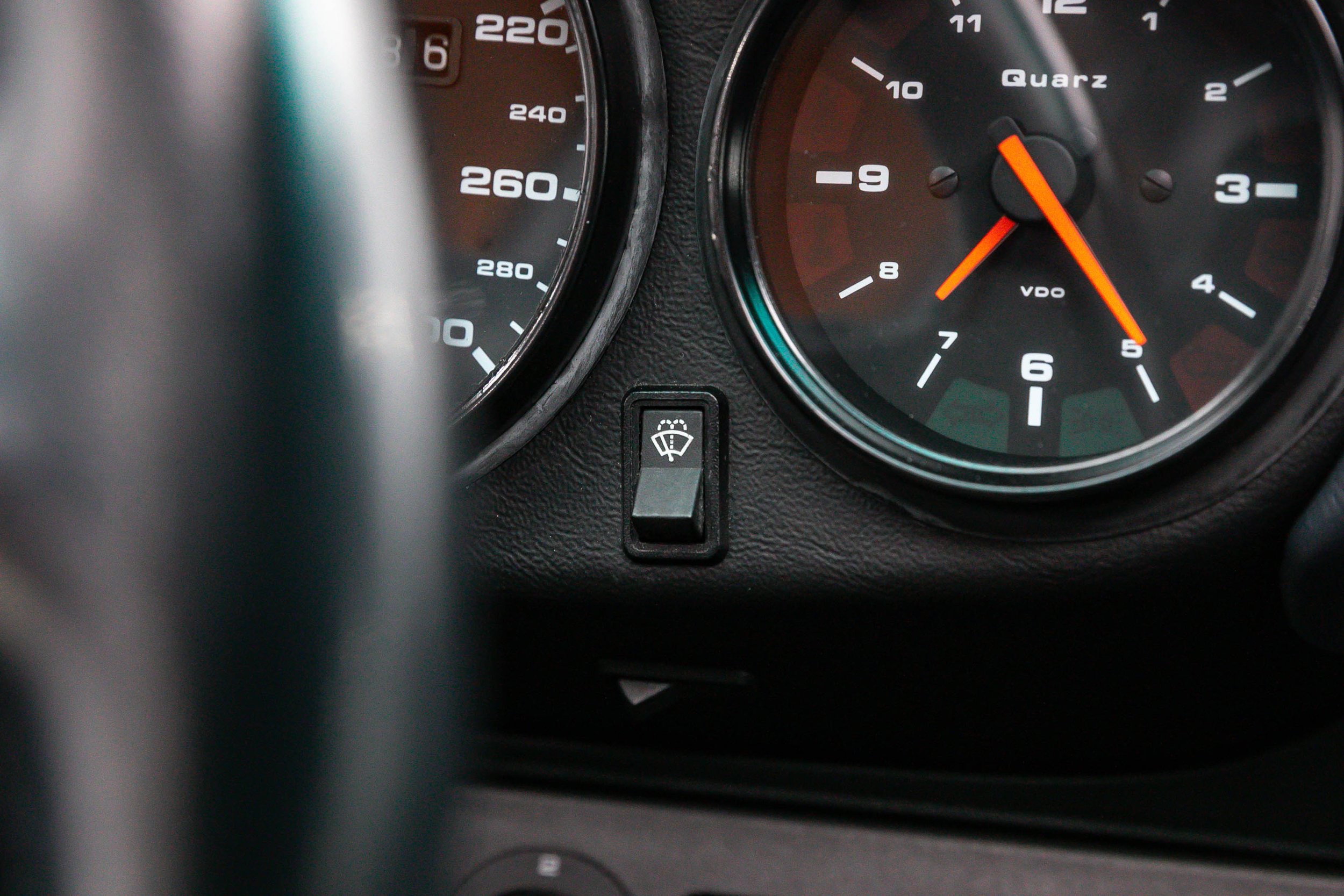 92 964 TURBO (112).jpg
