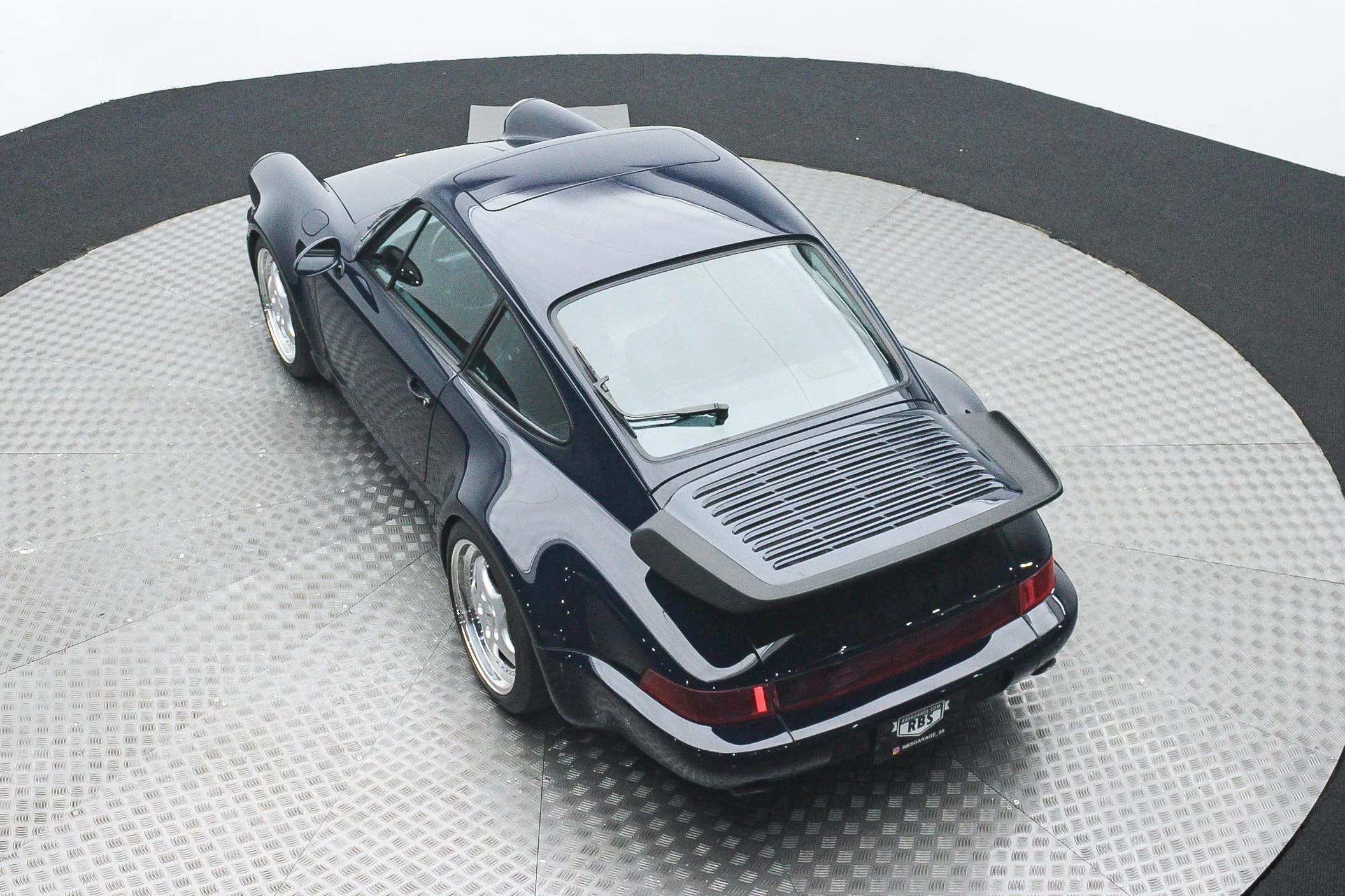964 TURBO (2).jpg
