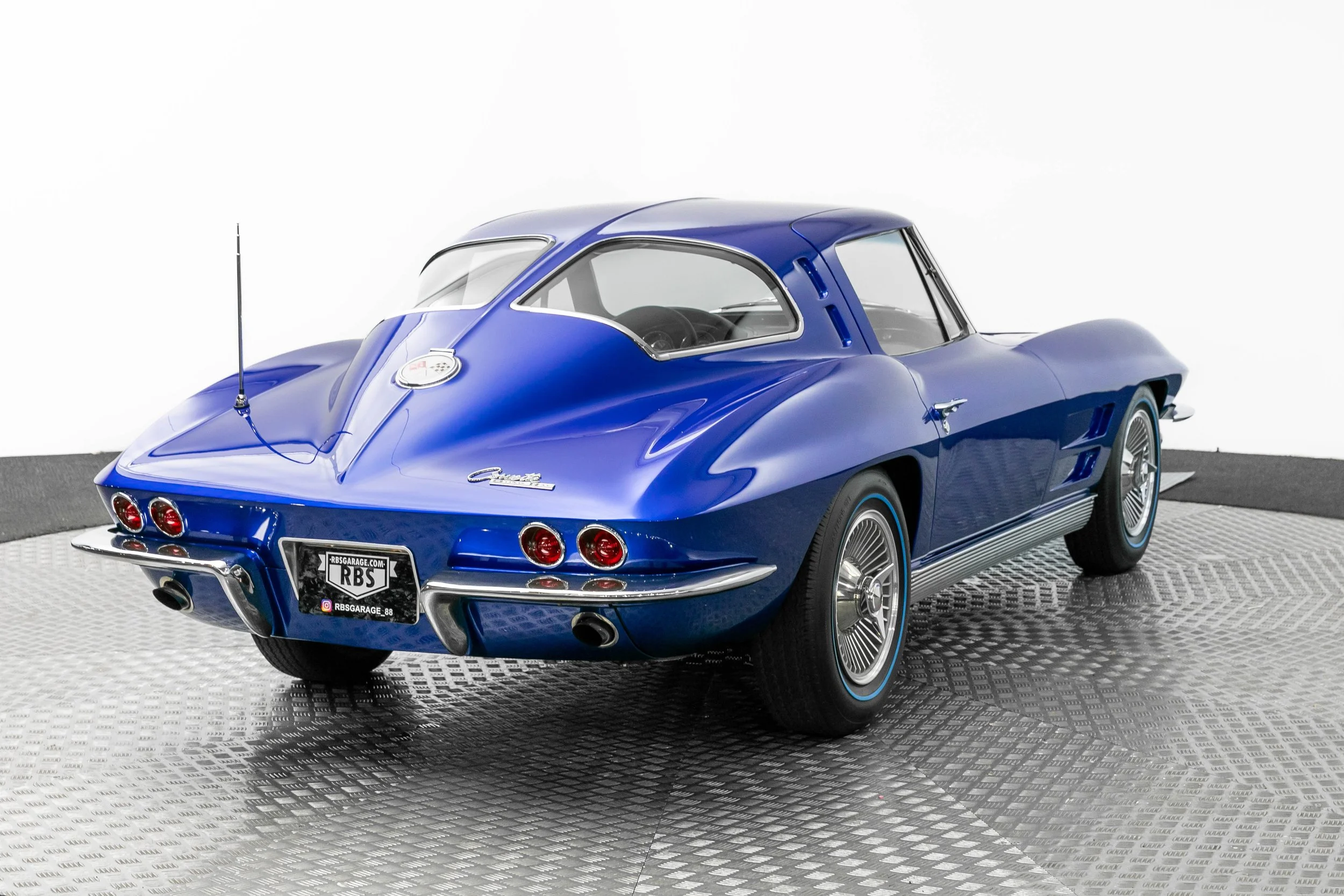RBS 1963 CORVETTE STINGRAY (1).jpg