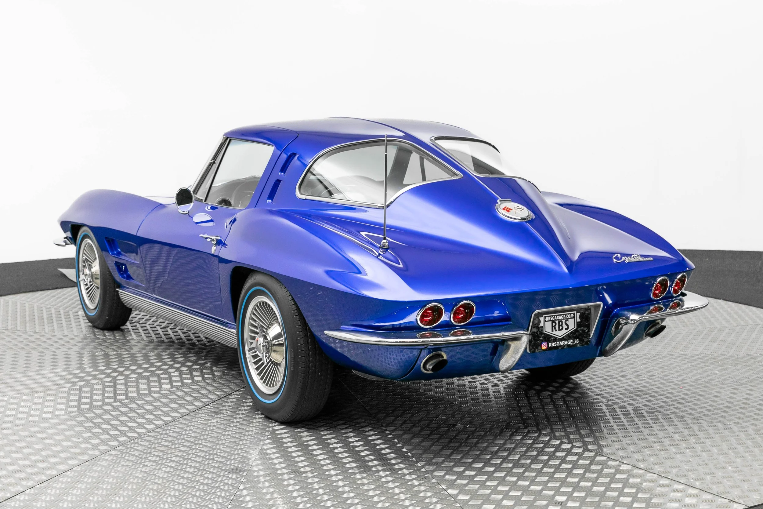 RBS 1963 CORVETTE STINGRAY (3).jpg