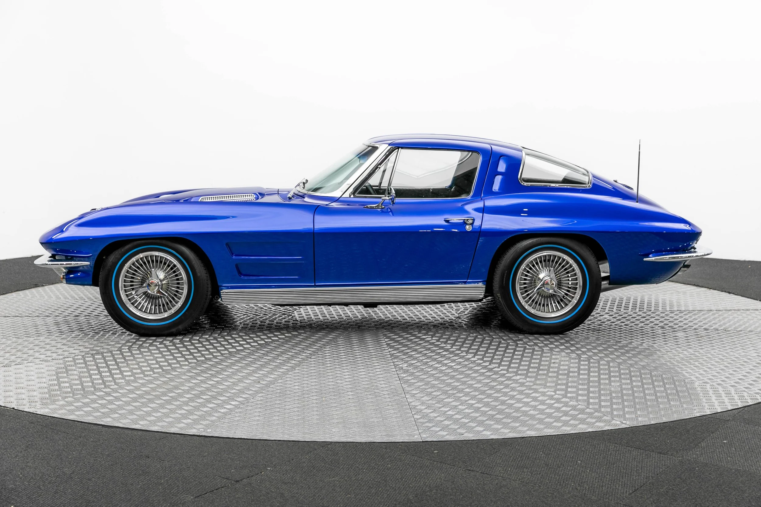RBS 1963 CORVETTE STINGRAY (74).jpg