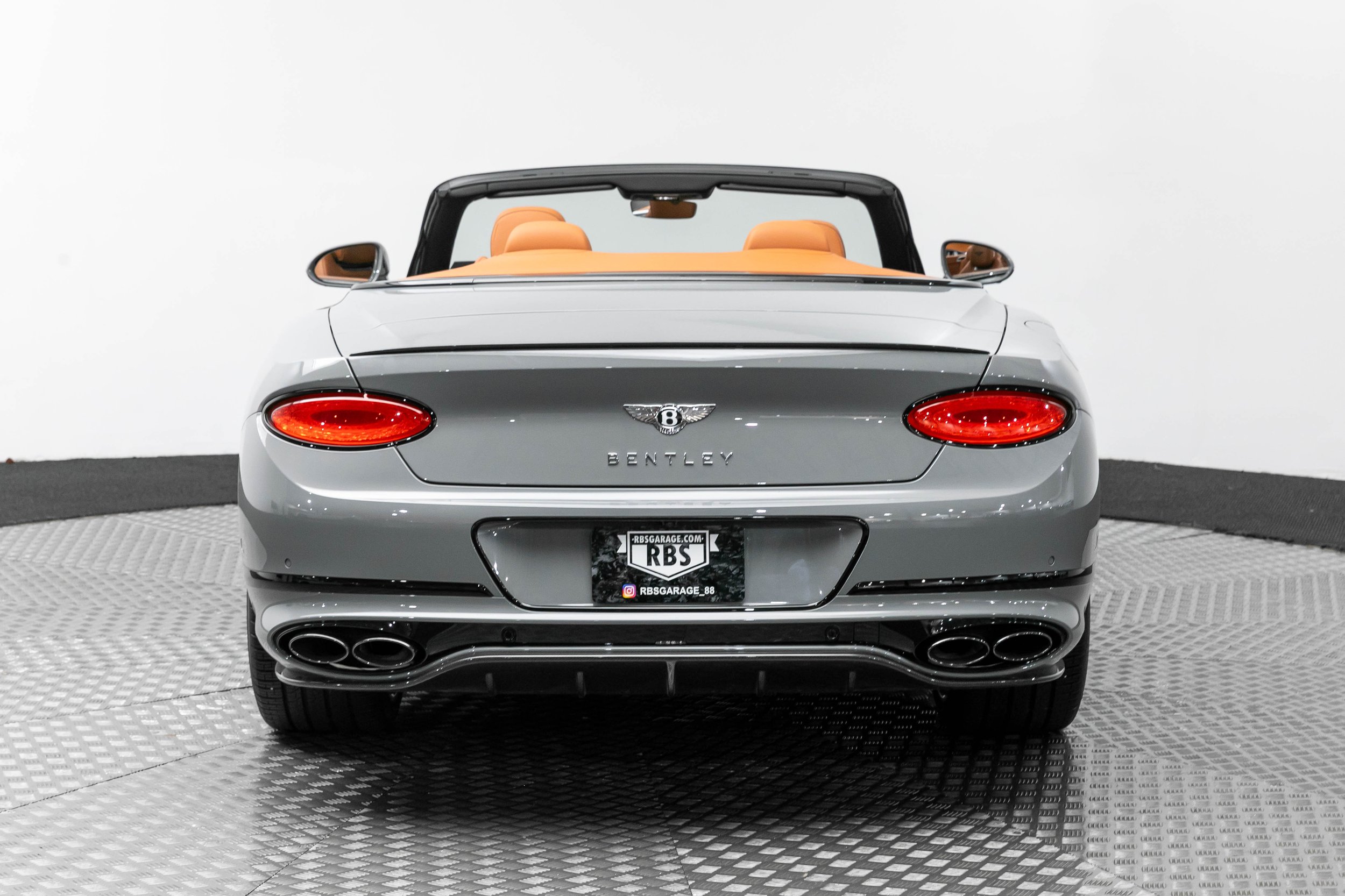 BENTLEY (2).jpg