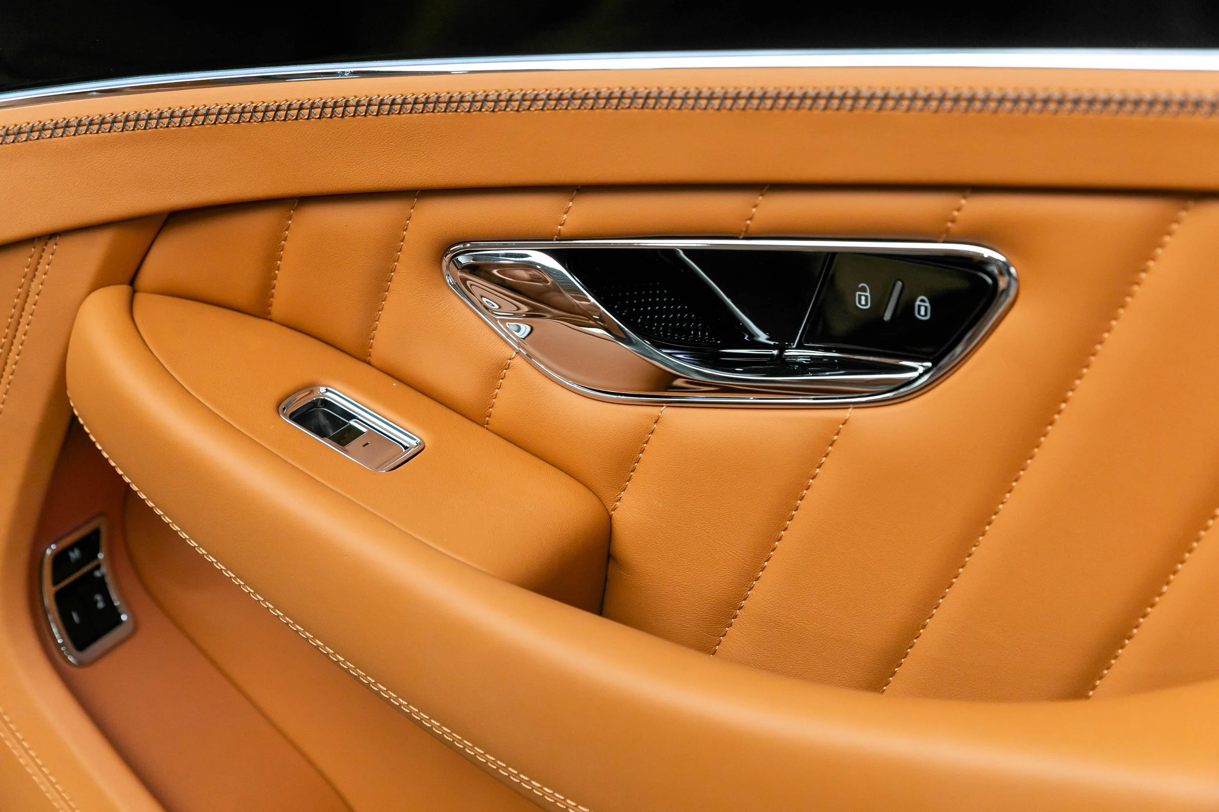 BENTLEY (37).jpg