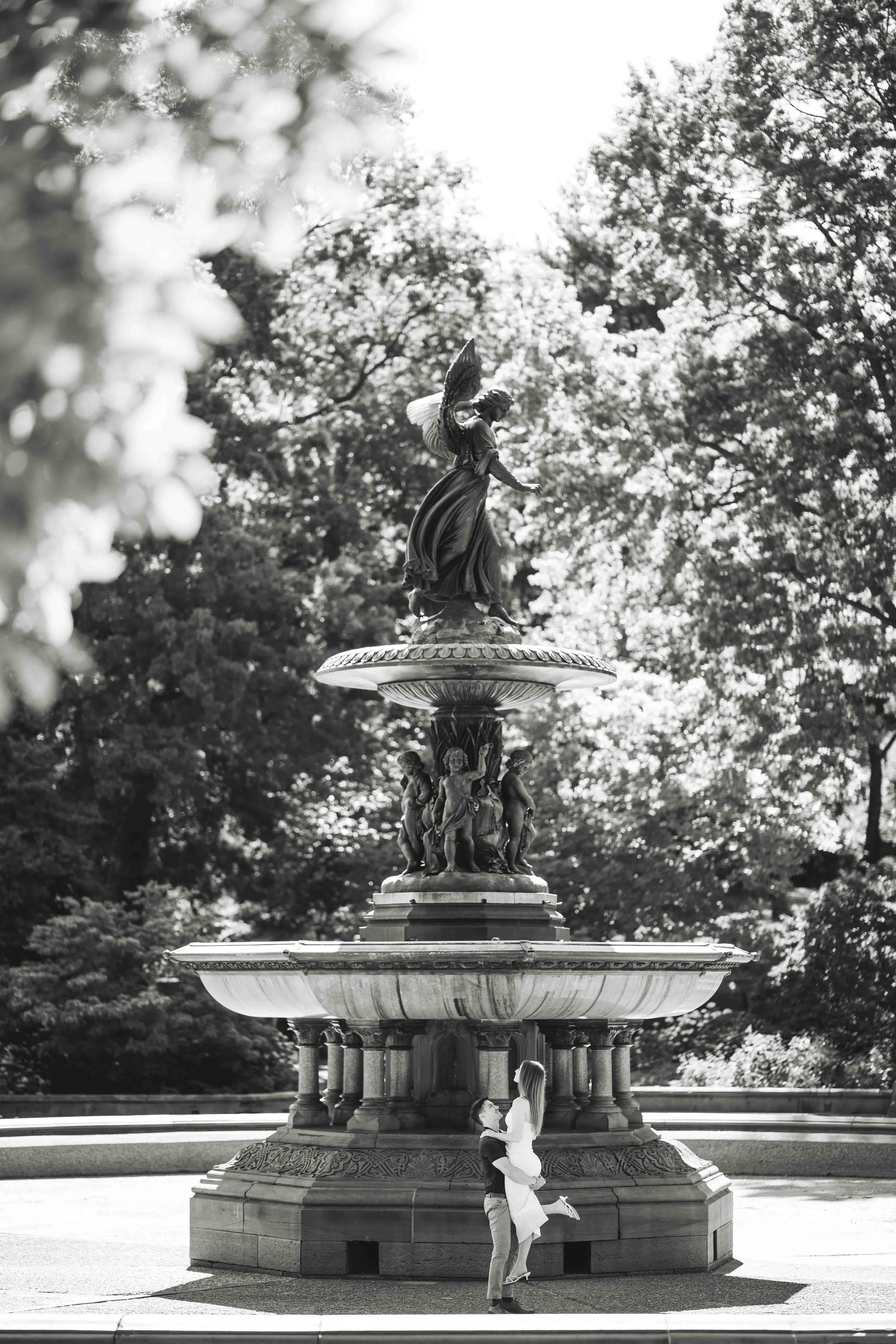 Central-park-new-york-city-engagement-wedding-photographer-photos-joel-zar-photography-46.jpg