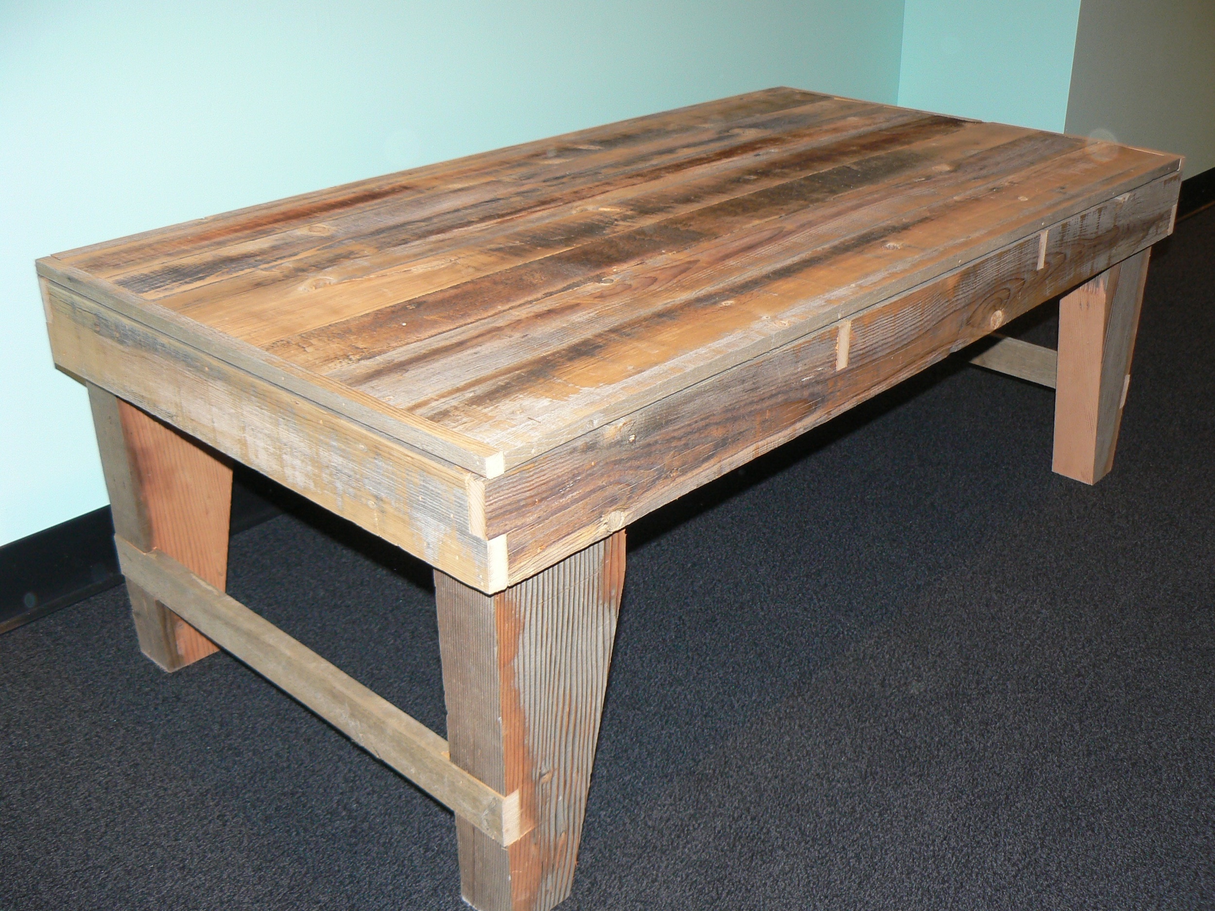 Reclaimed wood table 1.jpg