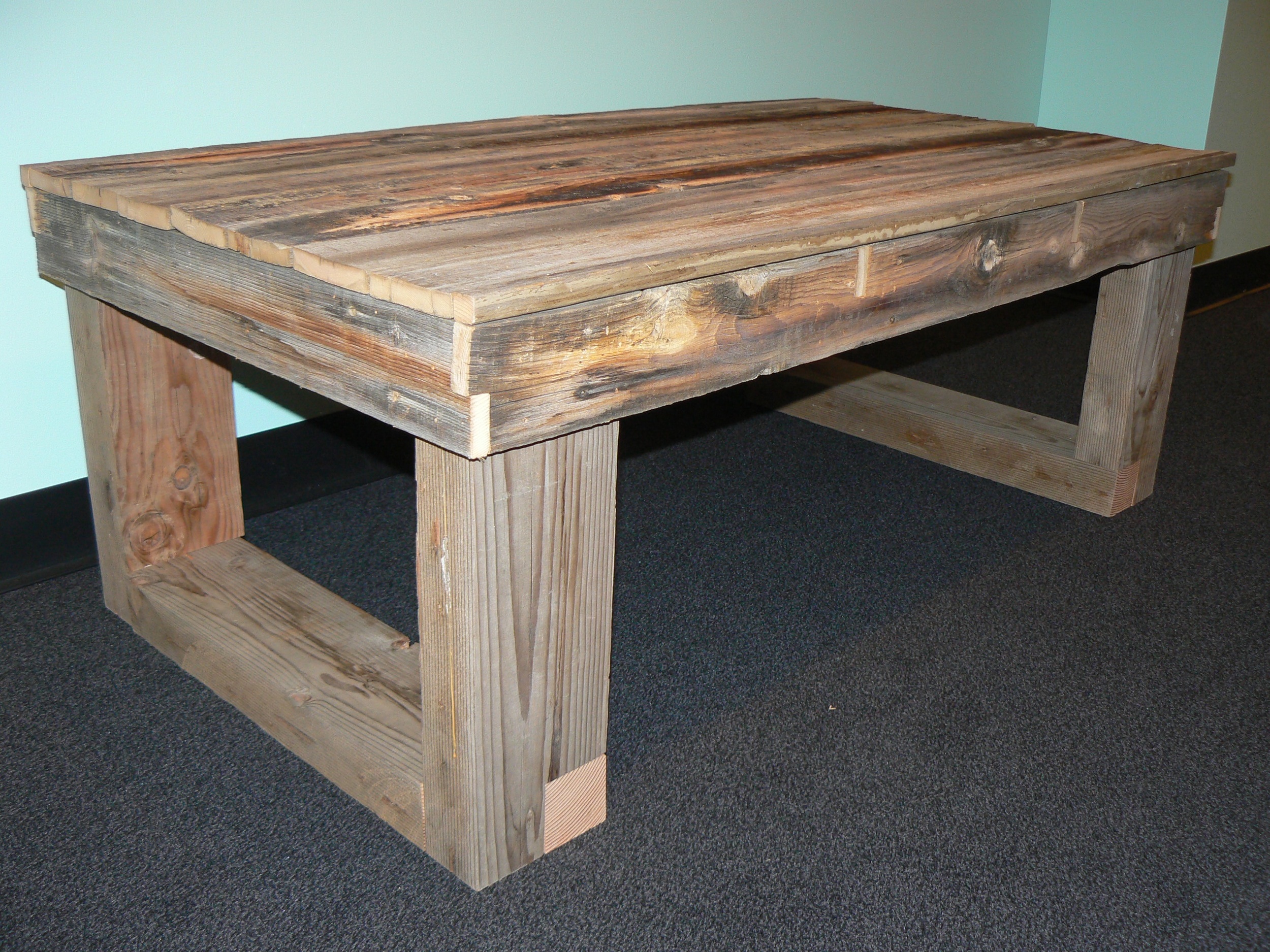 Reclaimed wood table 3.jpg
