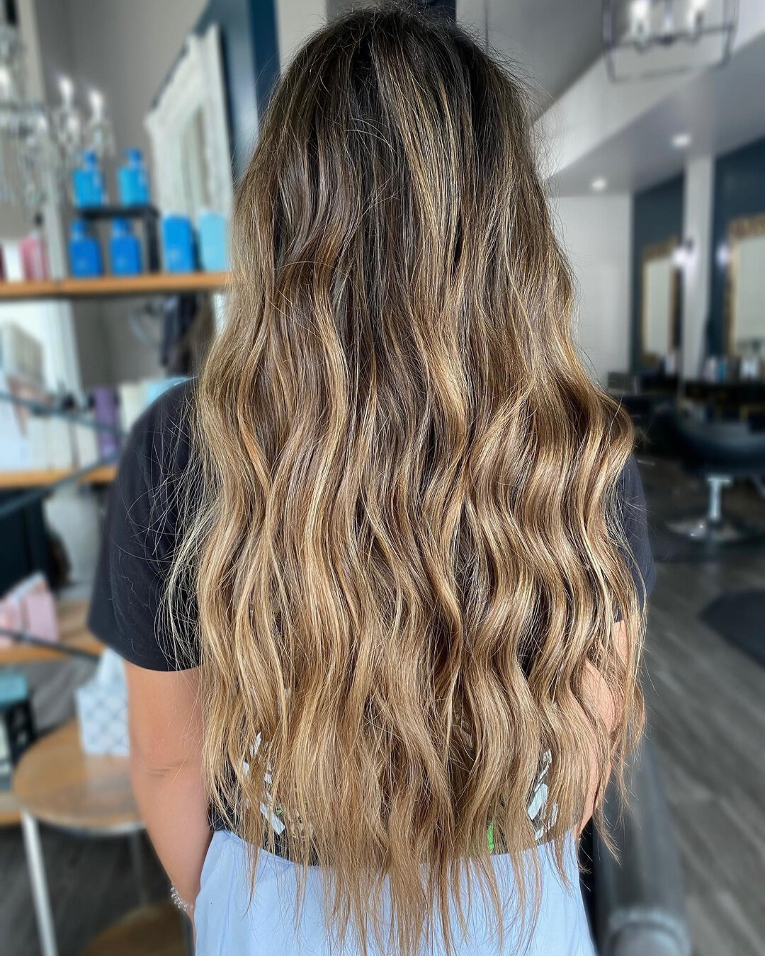 Mermaid 🧜🏻&zwj;♀️ ​​​​​​​​
​​​​​​​​
Hair by Kelsey @k.paregiendesigns​​​​​​​​
&bull;​​​​​​​​
&bull;​​​​​​​​
&bull;​​​​​​​​
#sanantoniohair #sanantoniohairstylist #sanantoniobalayage #sanantonioblonde #texashair #texasbalayage #sanantoniosalon #btcp