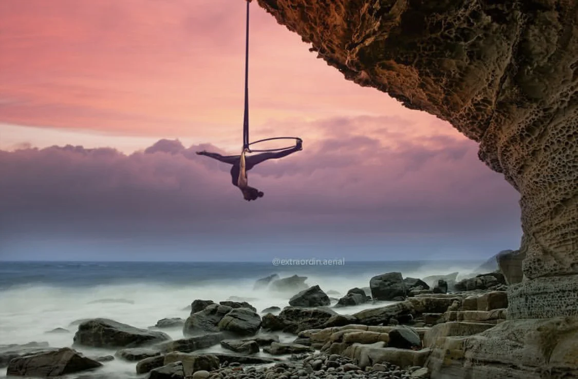 Aerialist- Bailey Kramer Photo Credit- @extraordin.aerial