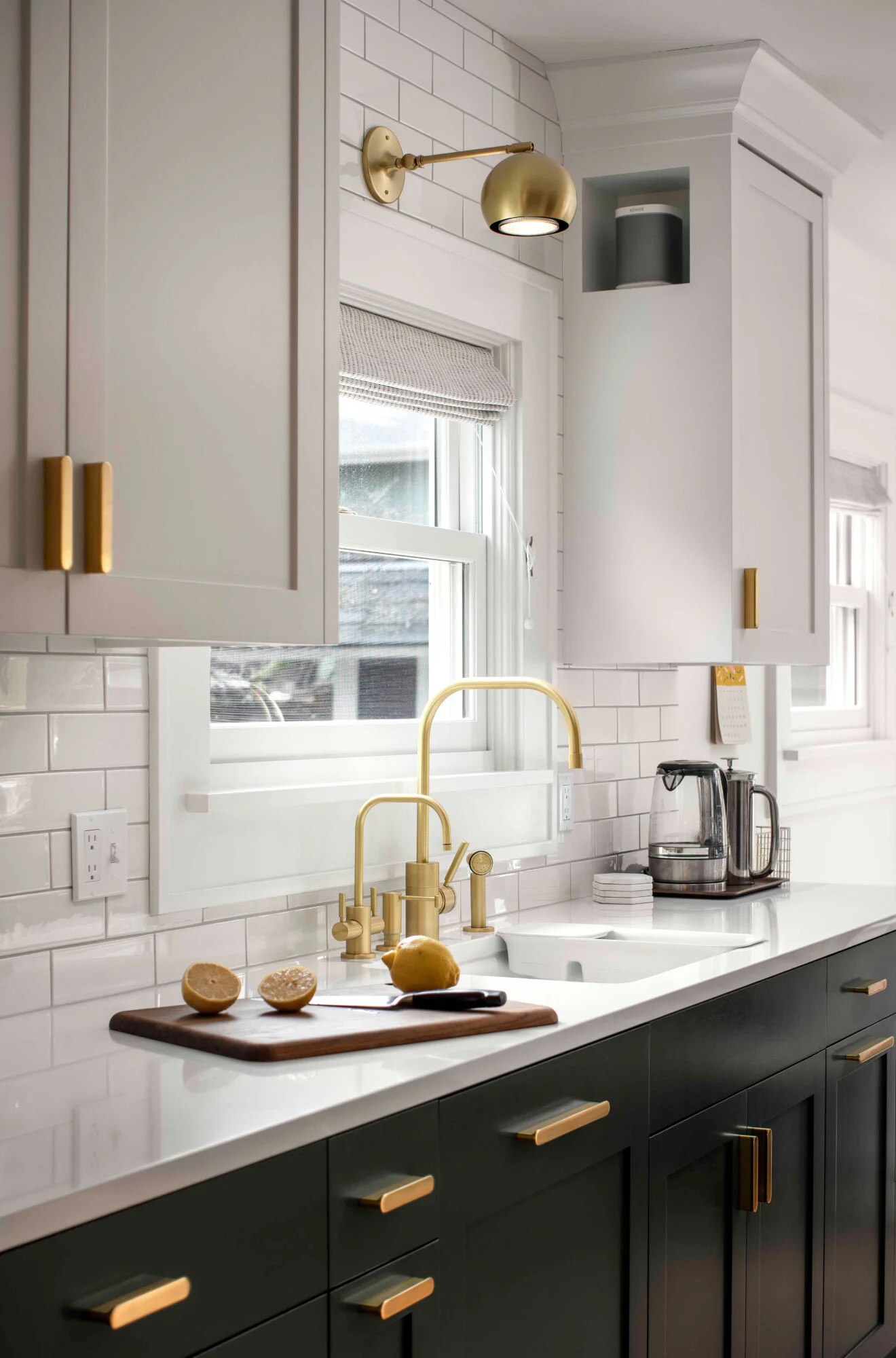 Kitchen- Laurelhurst Bungalow Remodel: Laurelhurst, Portland, OR