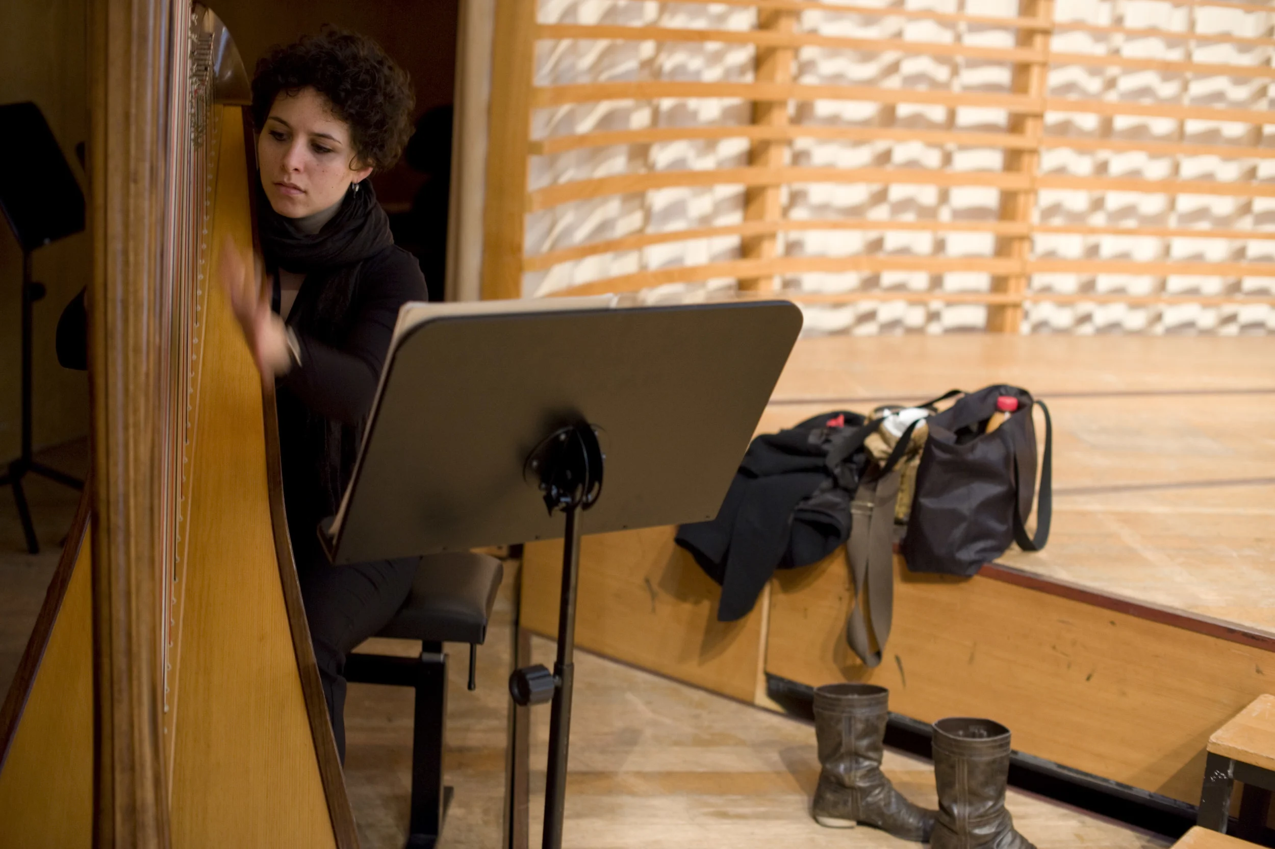 BACKSTAGE_20.jpg