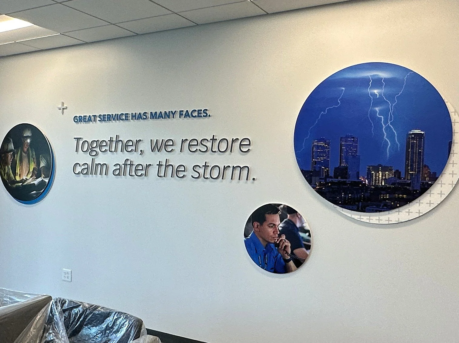 Oncor_pvcwall.JPG