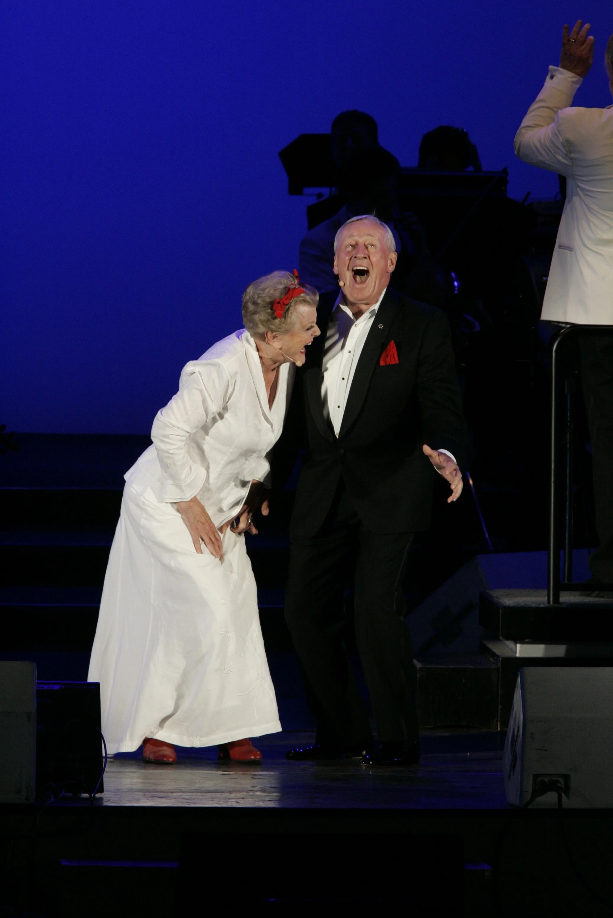 Lansbury,Cariou10.jpg