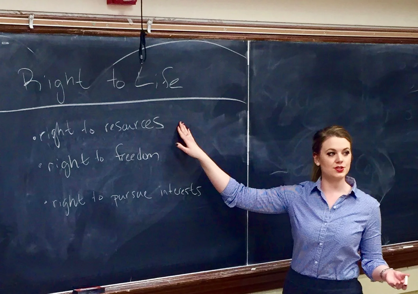 What does 'right to life' mean? We consider students' suggestions for discussion.