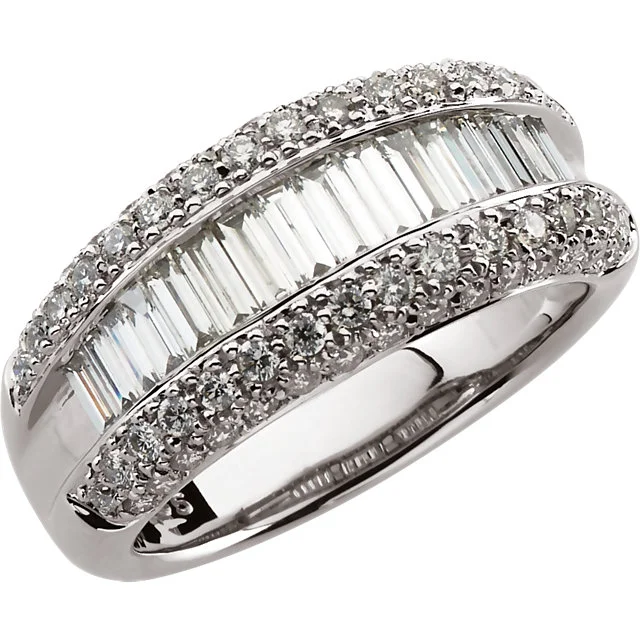 14K White Diamond Baguette Band 