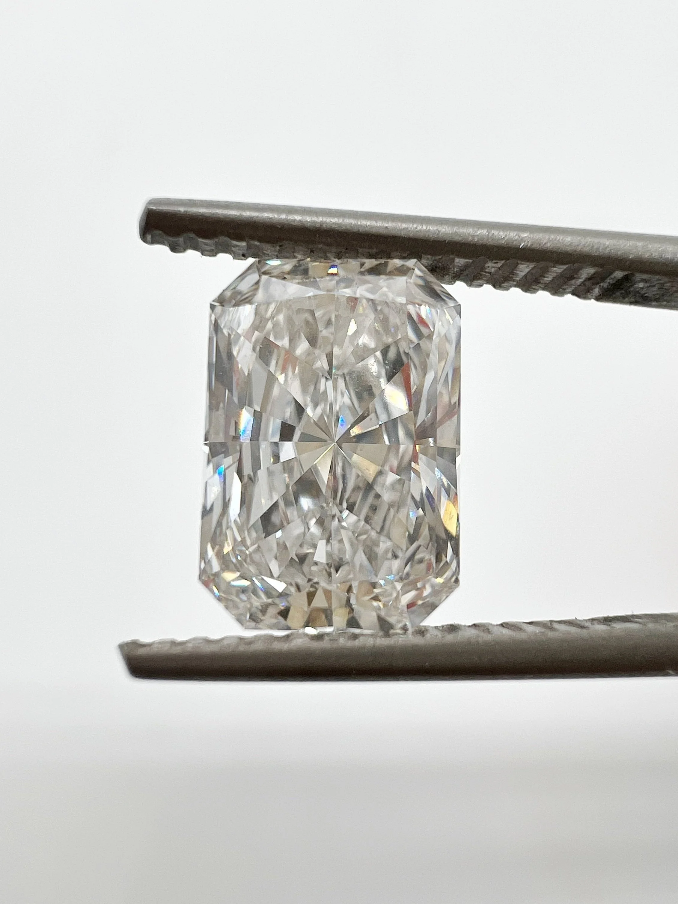 2.10ct+radiant.jpg