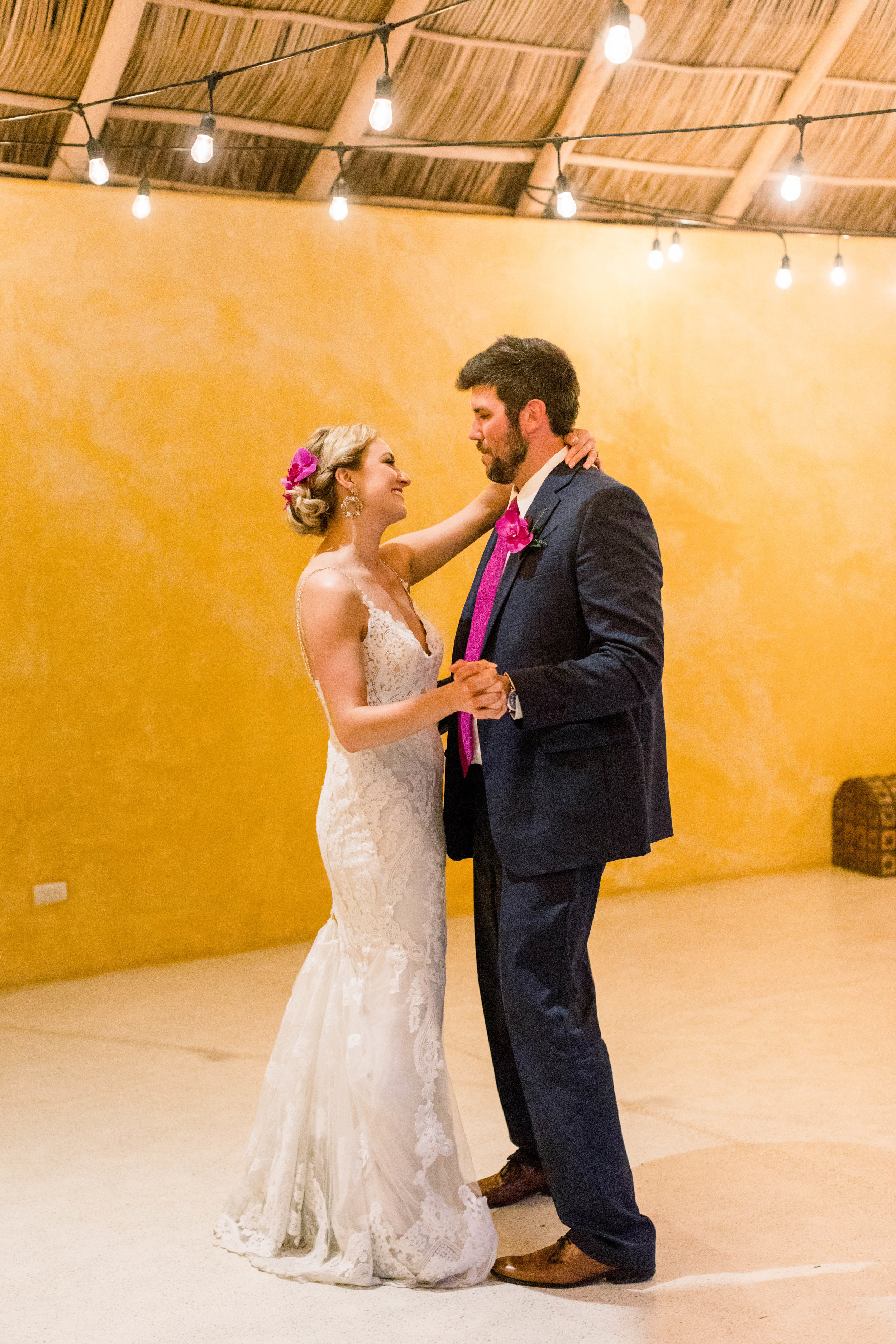 Teitiare estate sayulita wedding