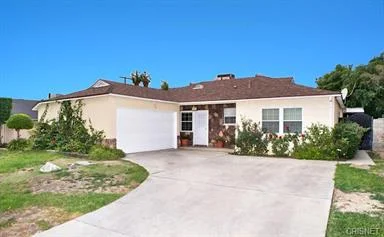 6845 Calvin Av. - $435,000