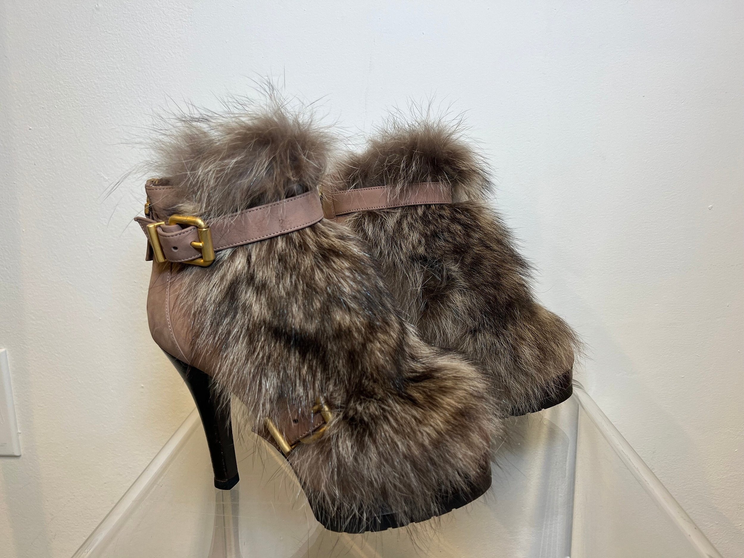 https://i.etsystatic.com/8172060/r/il/434fac/5979847832/il_fullxfull.5979847832_tshj.jpg