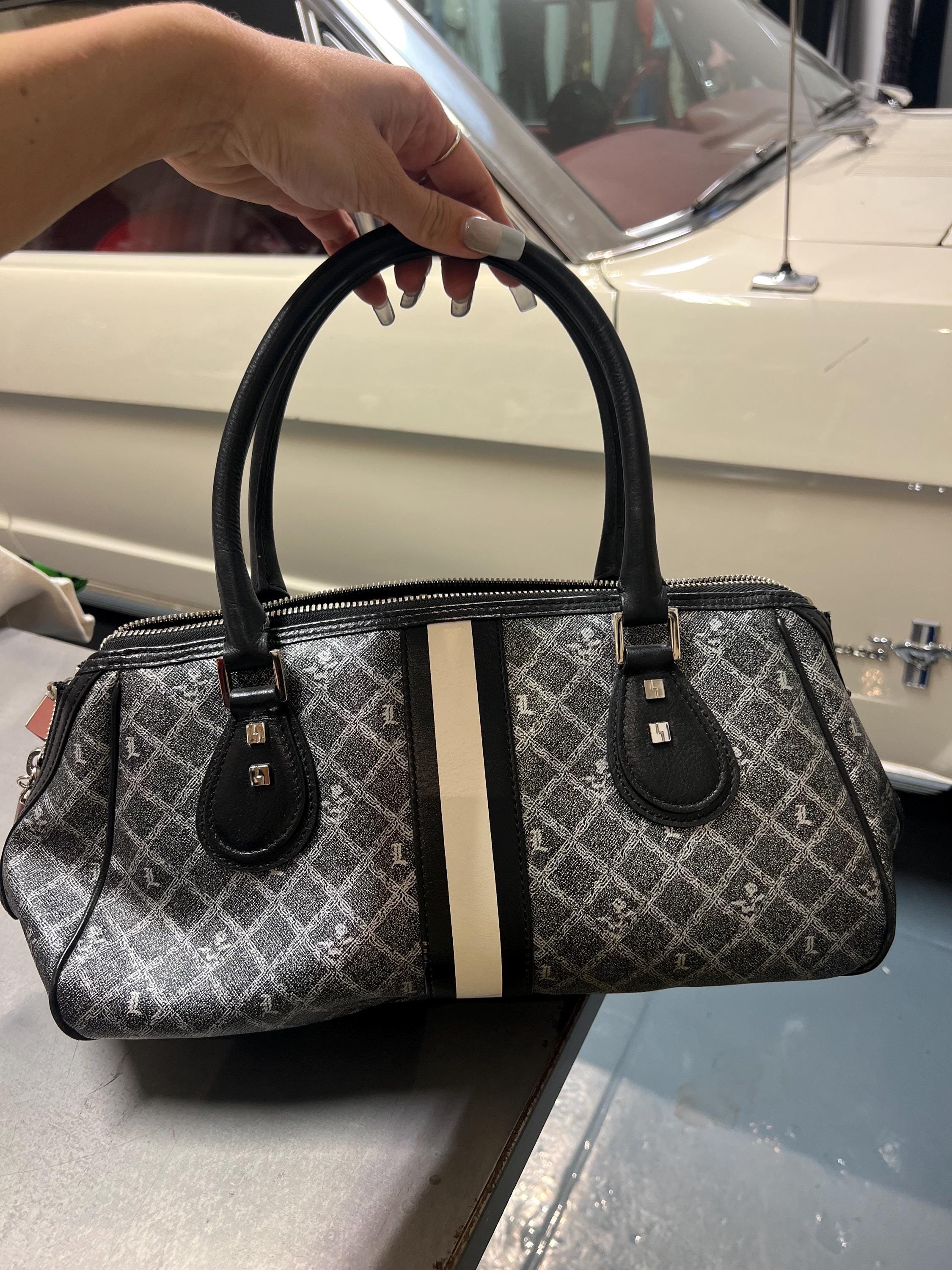 https://i.etsystatic.com/8172060/r/il/ce9f56/6910652771/il_fullxfull.6910652771_pqmb.jpg