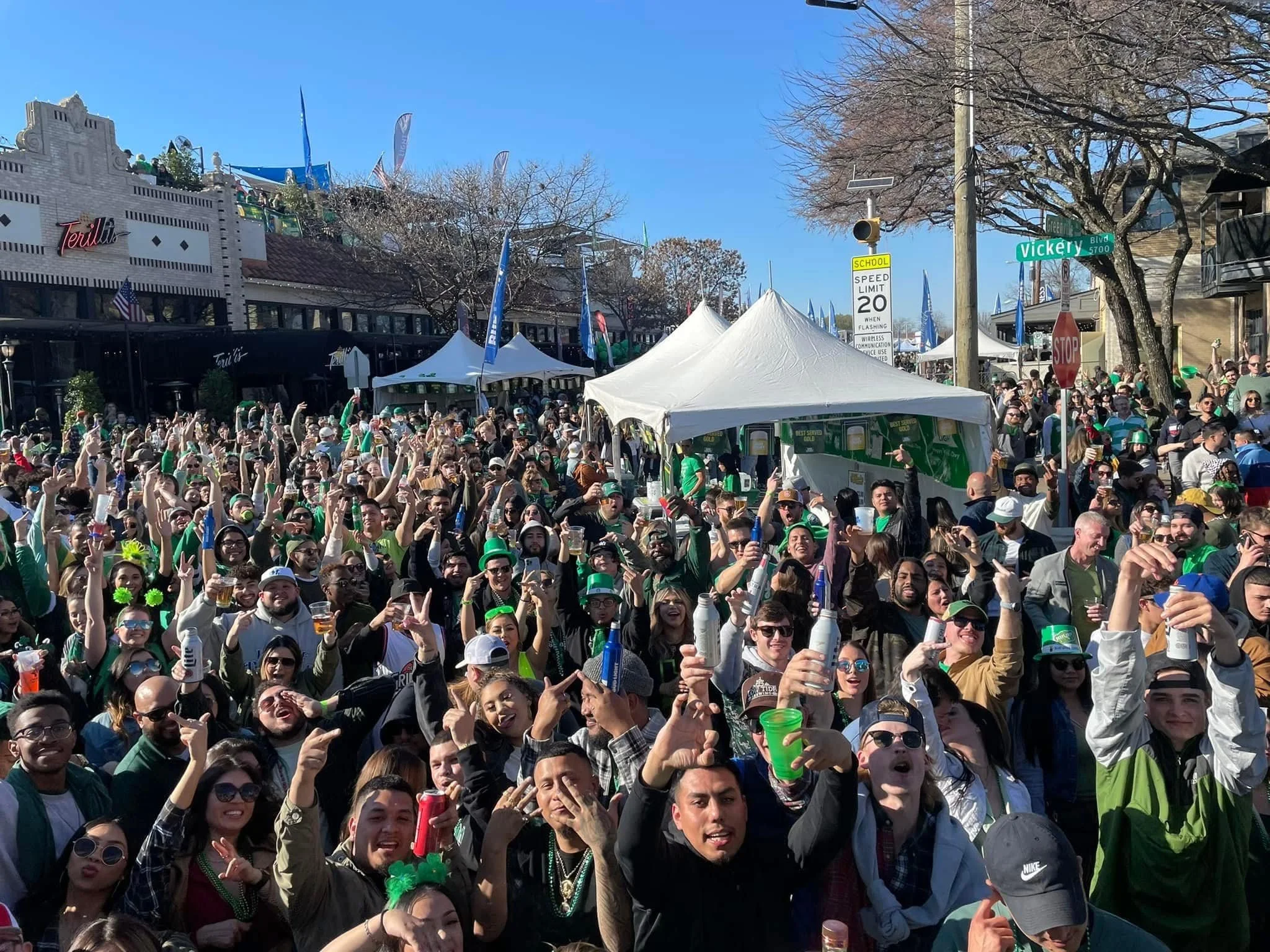 GREAT CROWD SHOT by Joe Ramirez.jpg