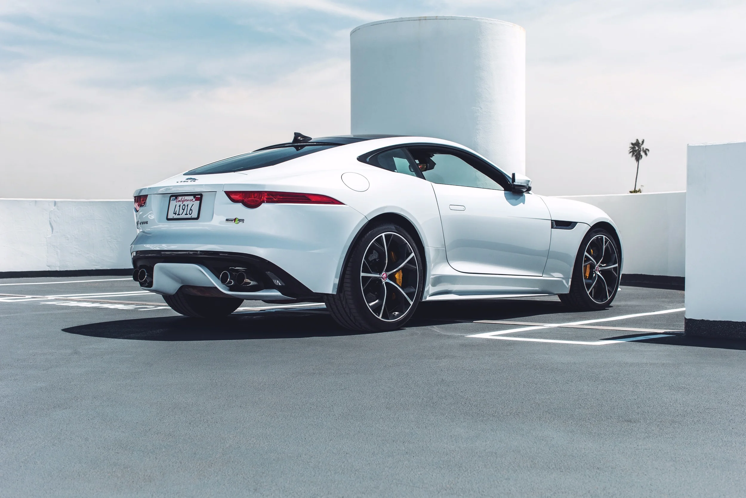  Jaguar F-Type R AWD 