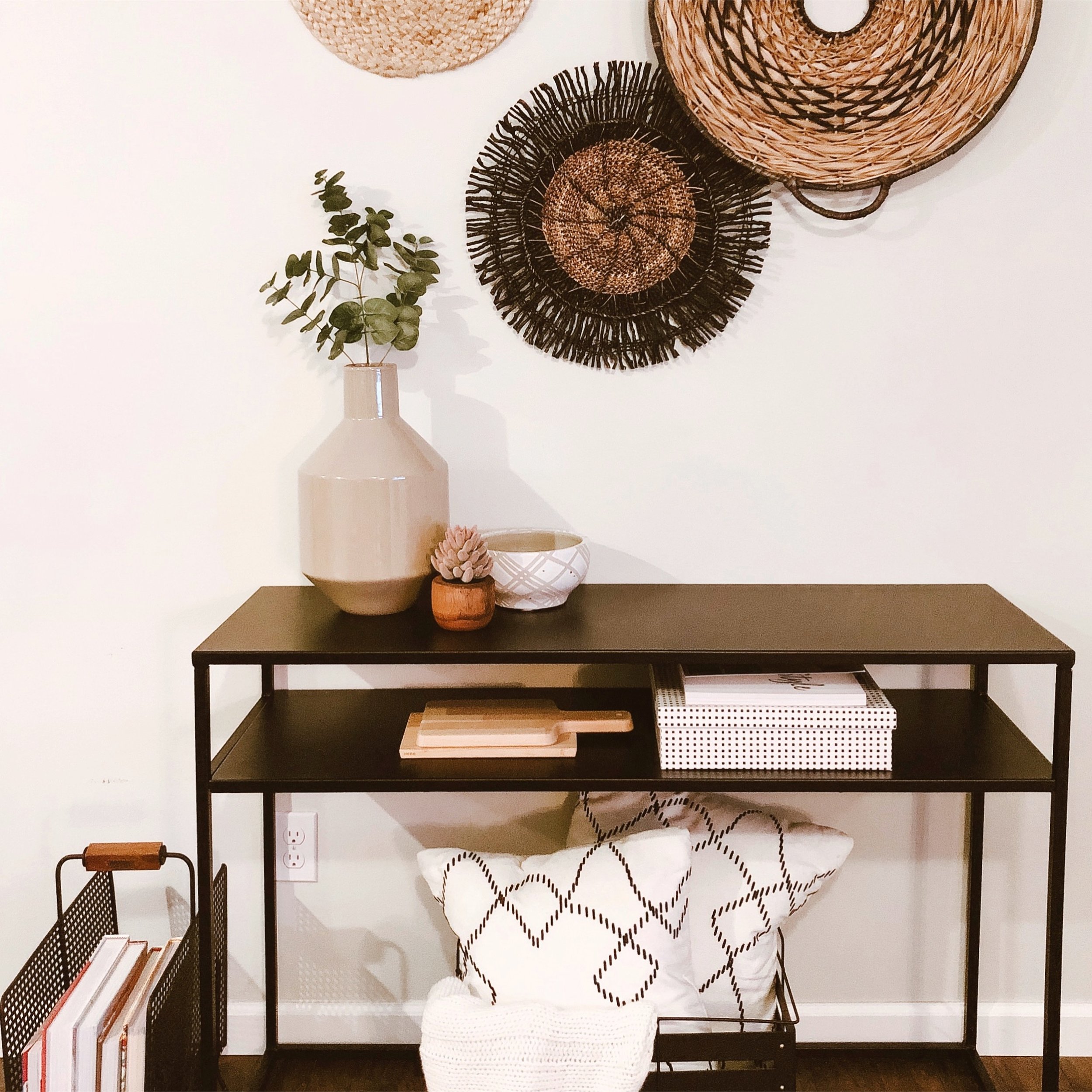 FALL ENTRYWAY