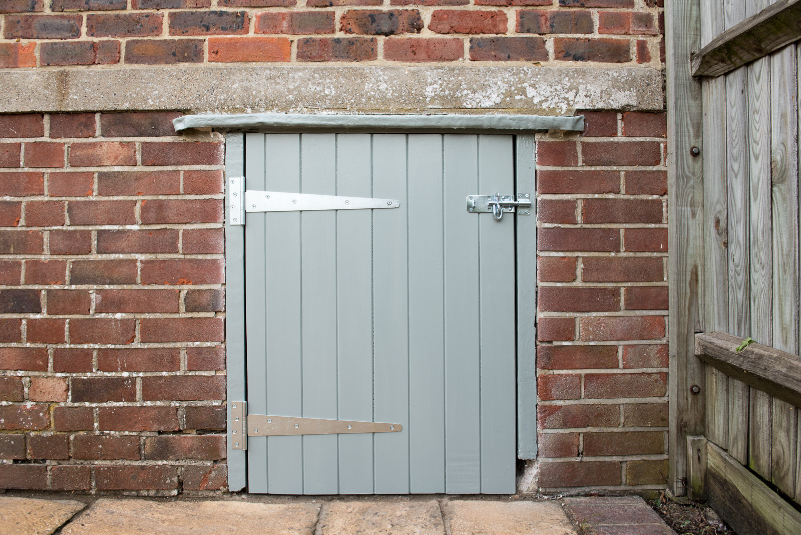 Right cupboard
