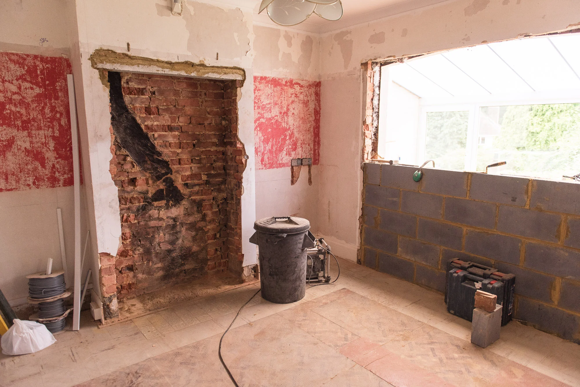 7 essential tips to minimise dust and disruption in a house renovation