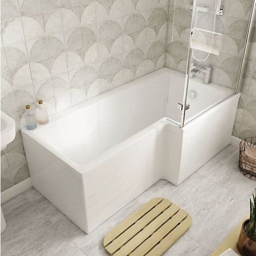 Veroli back to wall bath with shower from Wickes
