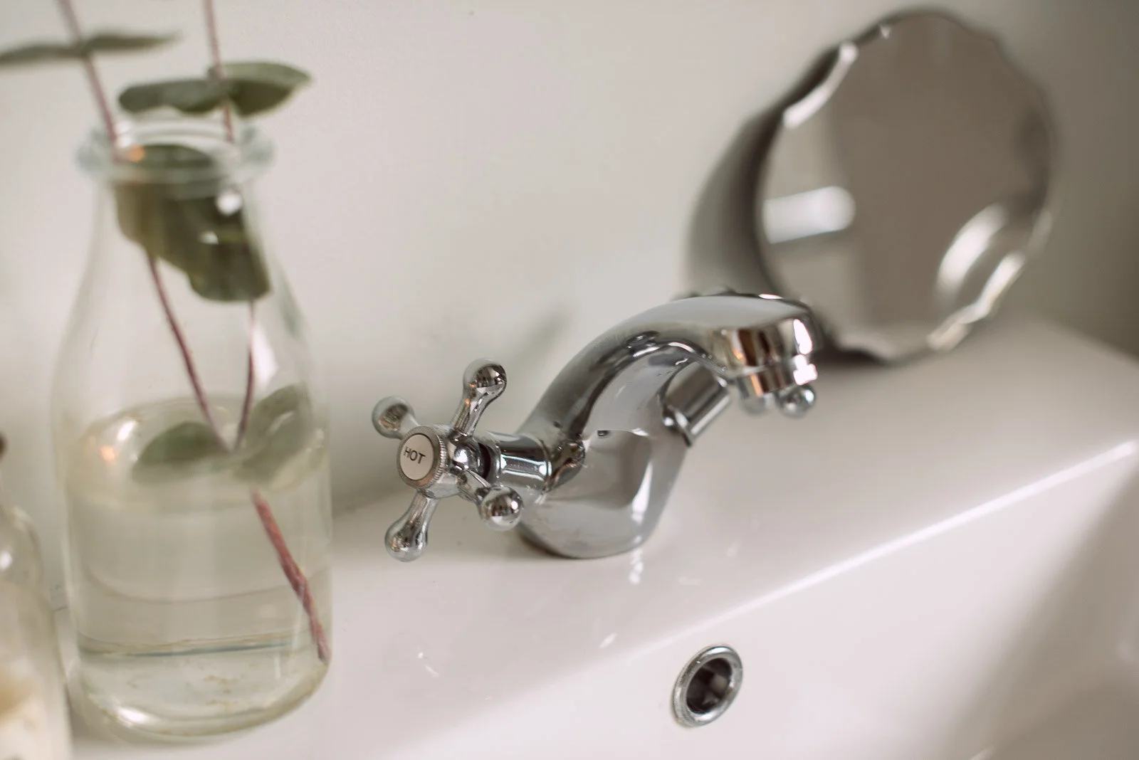 10 Bathroom taps to make your bathroom sing! Fifi McGee
