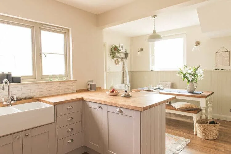 Howdens Kitchen Review are they any good? Fifi McGee