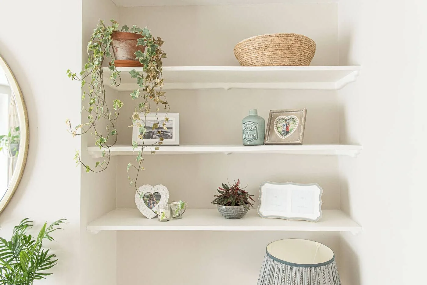 living+room+alcove+shelving.jpg