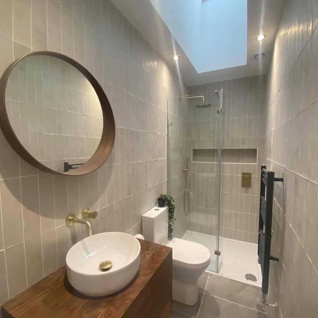 Small ensuite ideas 20 tiny but mighty ideas Fifi McGee
