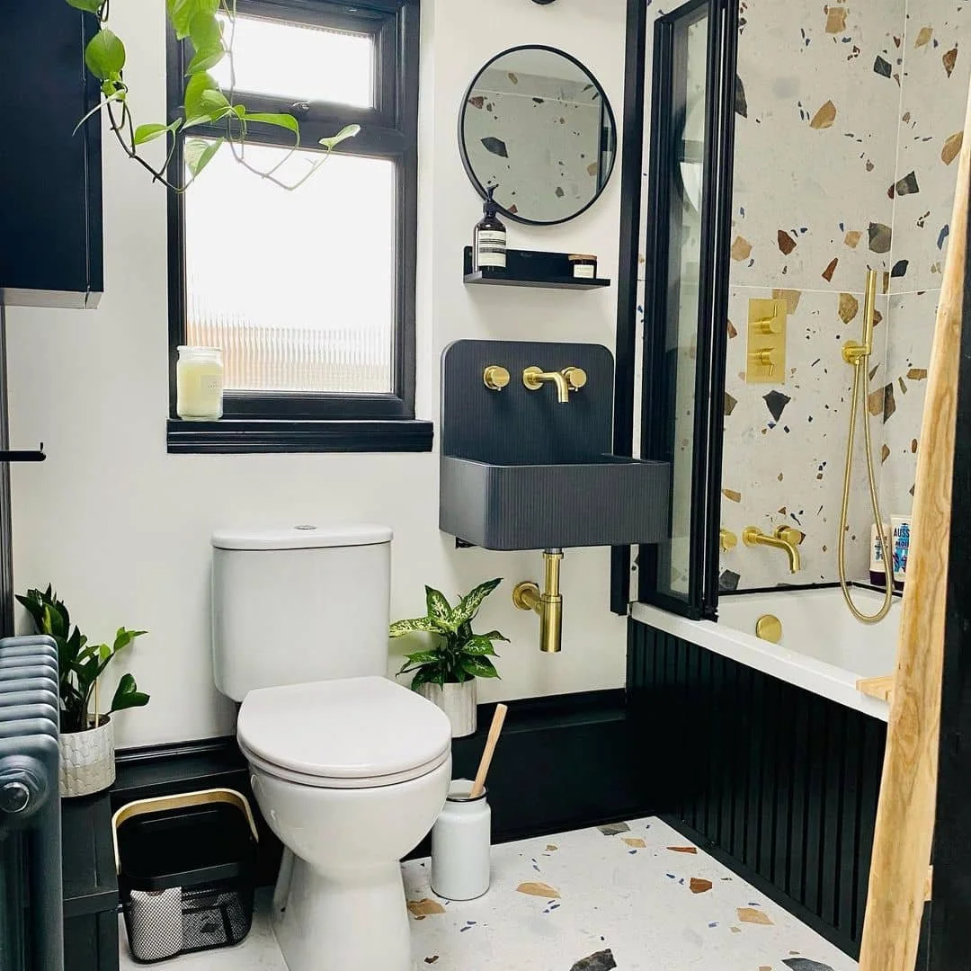 Small ensuite ideas: 20 tiny but mighty ideas | Fifi McGee