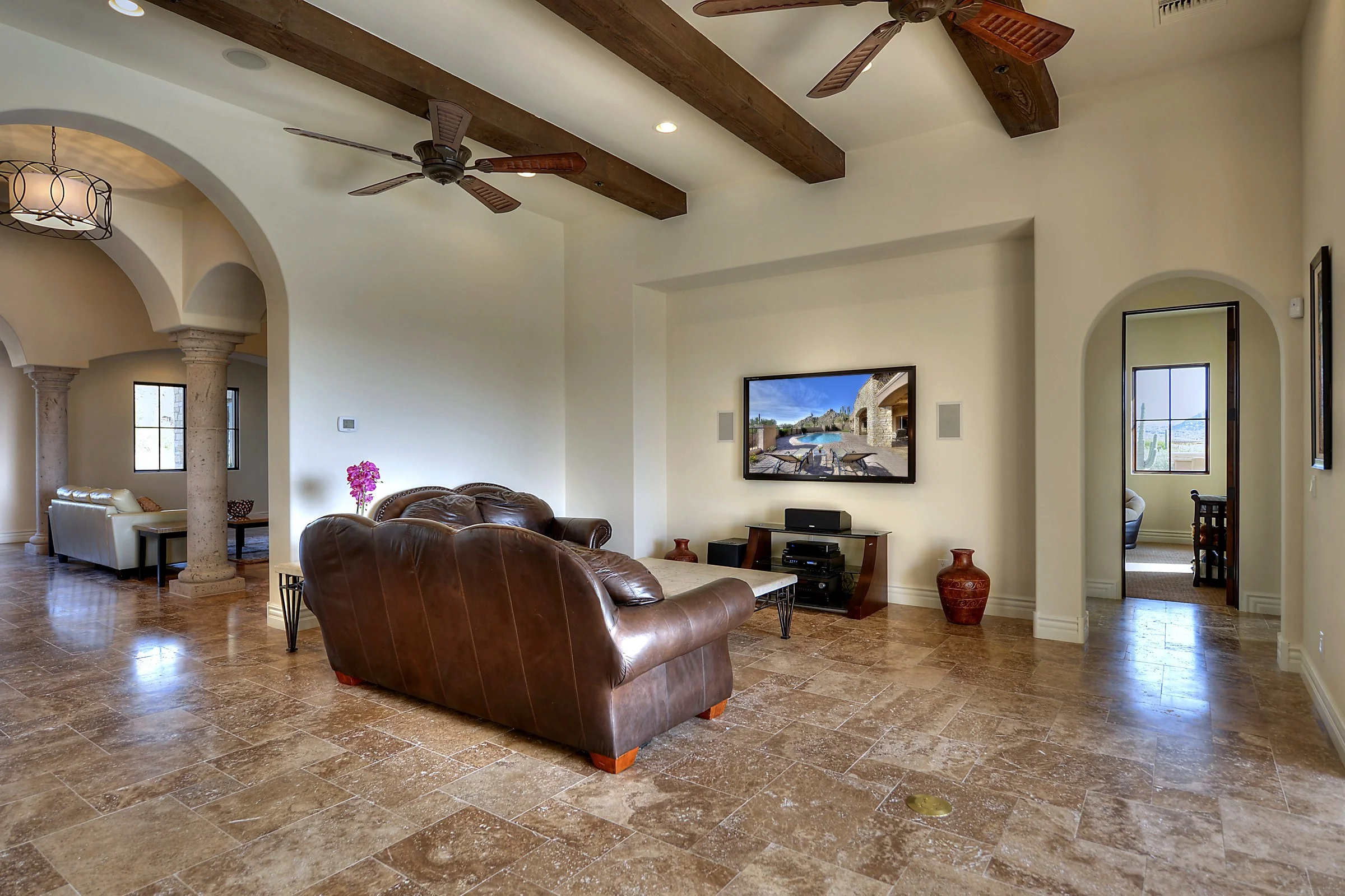 012_Family Room.jpg