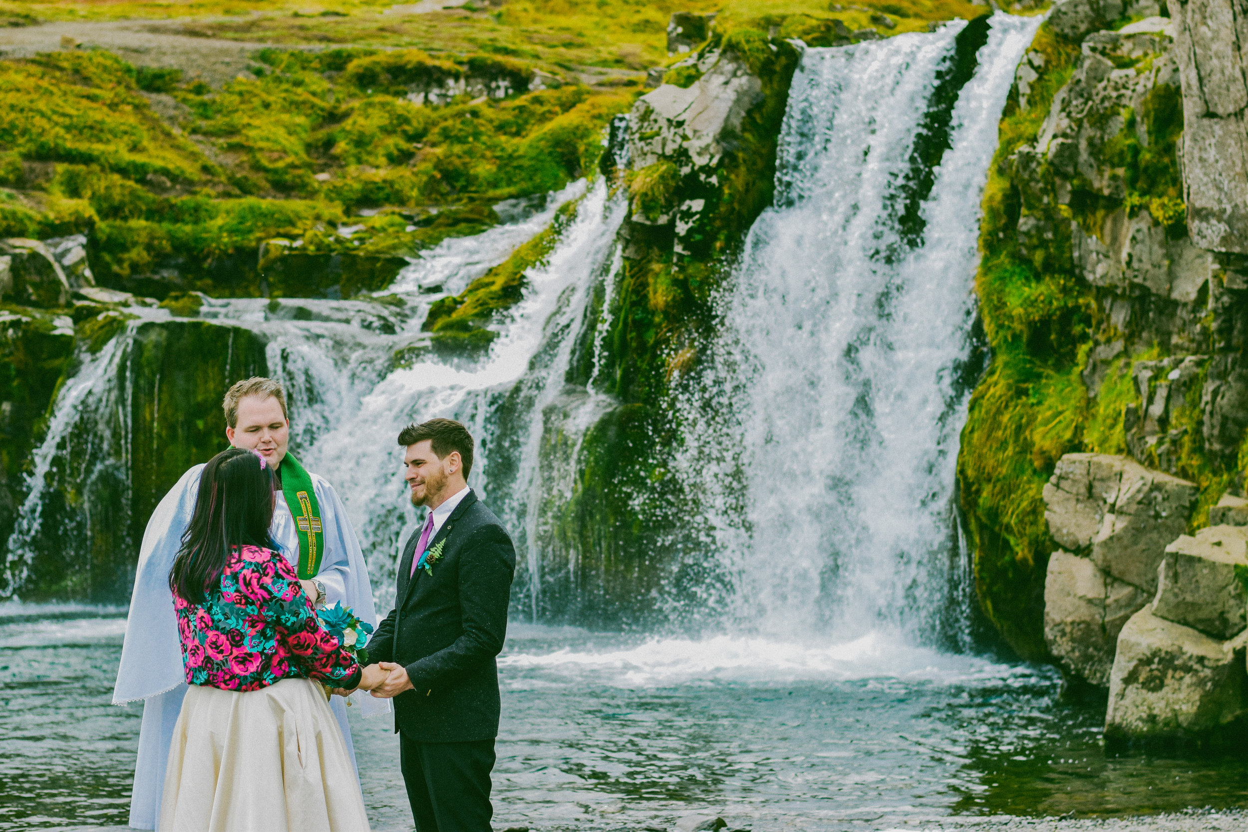 Iceland Wedding-68.jpg