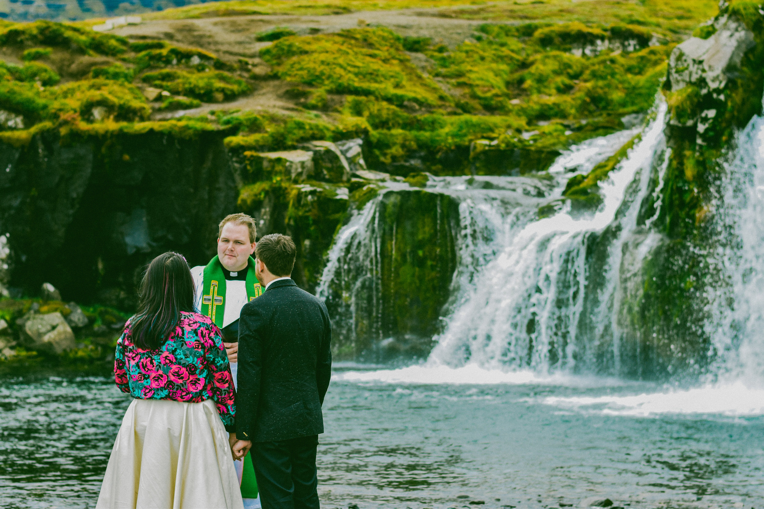 Iceland Wedding-98.jpg