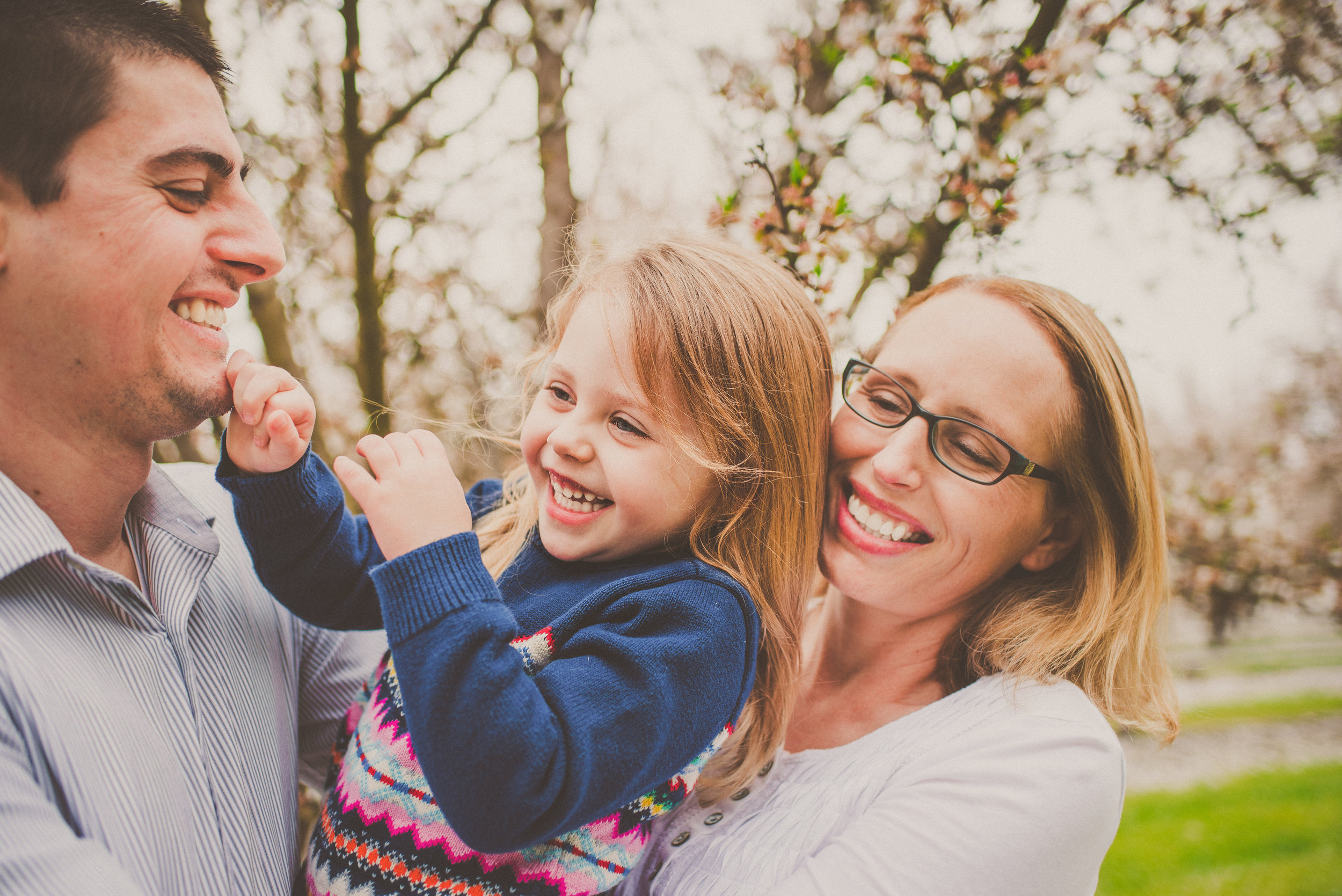 Almond Blossom Family Portraits-26.jpg